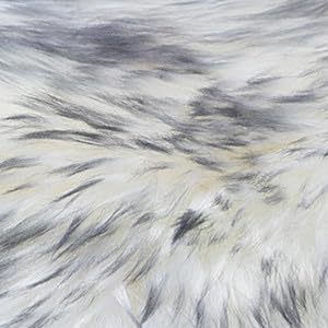 Grey tips