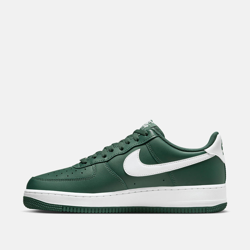 Nike Men's Air Force 1 '07 Sneakers - Classic White Low-Top Basketball Shoes for Casual Wear, Street Style & Everyday Comfort