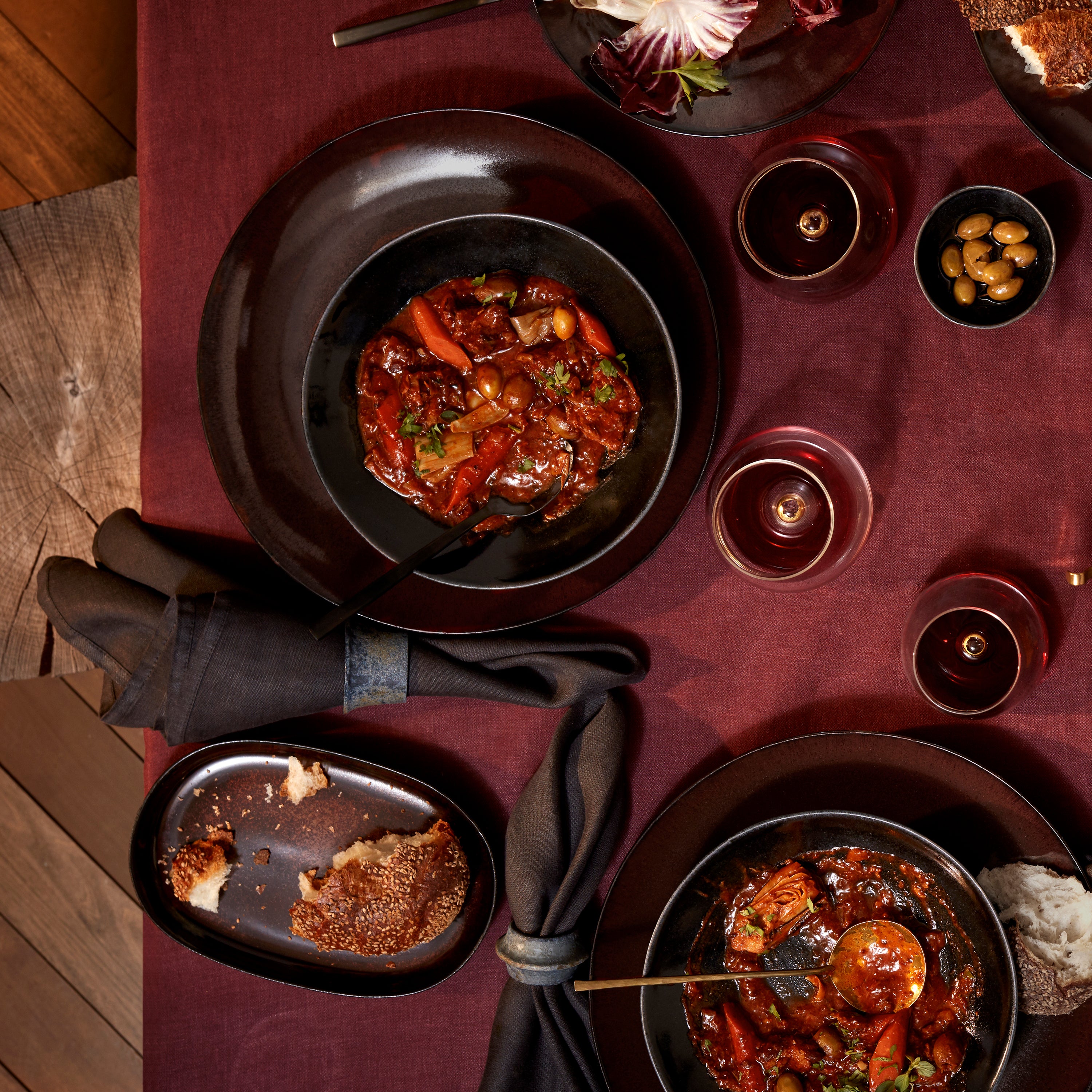 Premium Terra Dinnerware Set - Elegant 16-Piece Porcelain Tableware for Fine Dining | Perfect for Dinner Parties, Restaurants & Home Entertaining