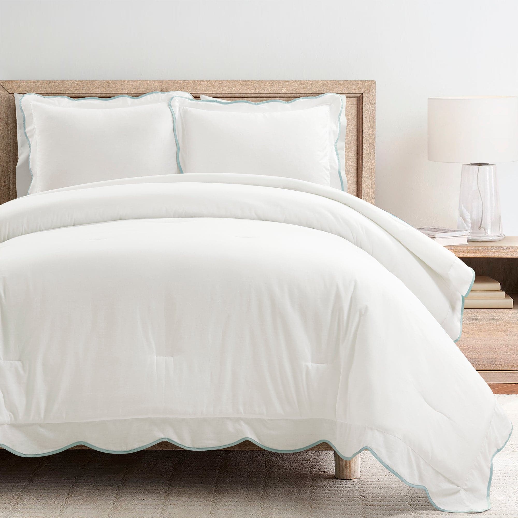 Coastal Chic Scalloped Edge 3-Piece Comforter Set - Queen Size Bedding with Duvet Cover & Pillow Shams - Perfect for Beach House, Guest Room or Master Bedroom Decor
