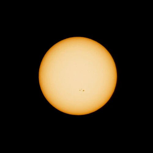 NiSi Solar Filter Pro Nano UV/IR Cut ND100000 Filter (82mm, 16.5 Stop) - Professional Solar Photography Filter for Telescopes & DSLR Cameras - Perfect for Eclipse Viewing & Astrophotography
