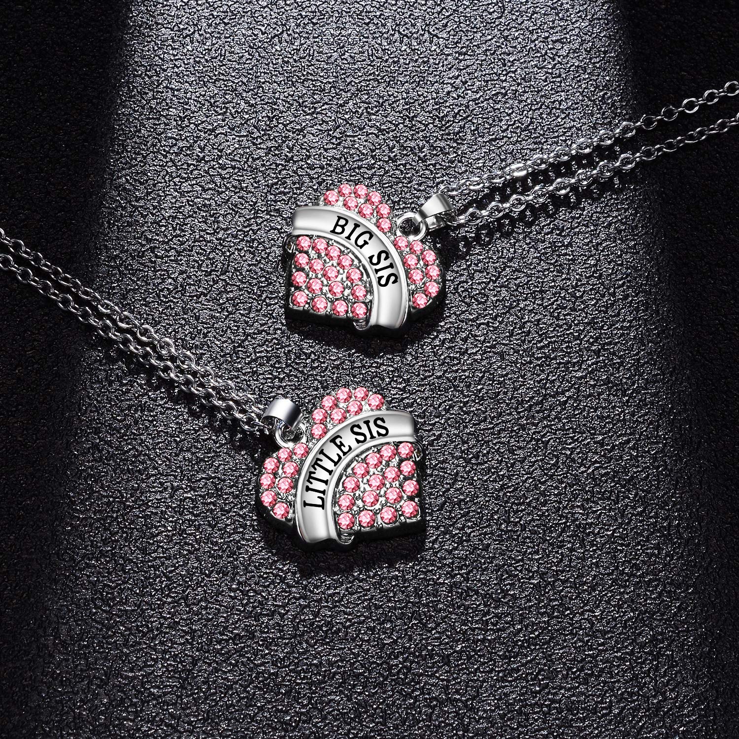 BESPMOSP 2-Piece Sister Necklace Set - Best Friend Jewelry, Heart Pendant Necklaces for Women - Perfect Graduation Gift, Birthday Present from Sister - Ideal for Matching Sister Bonding, Friendship Celebration & Special Occasions