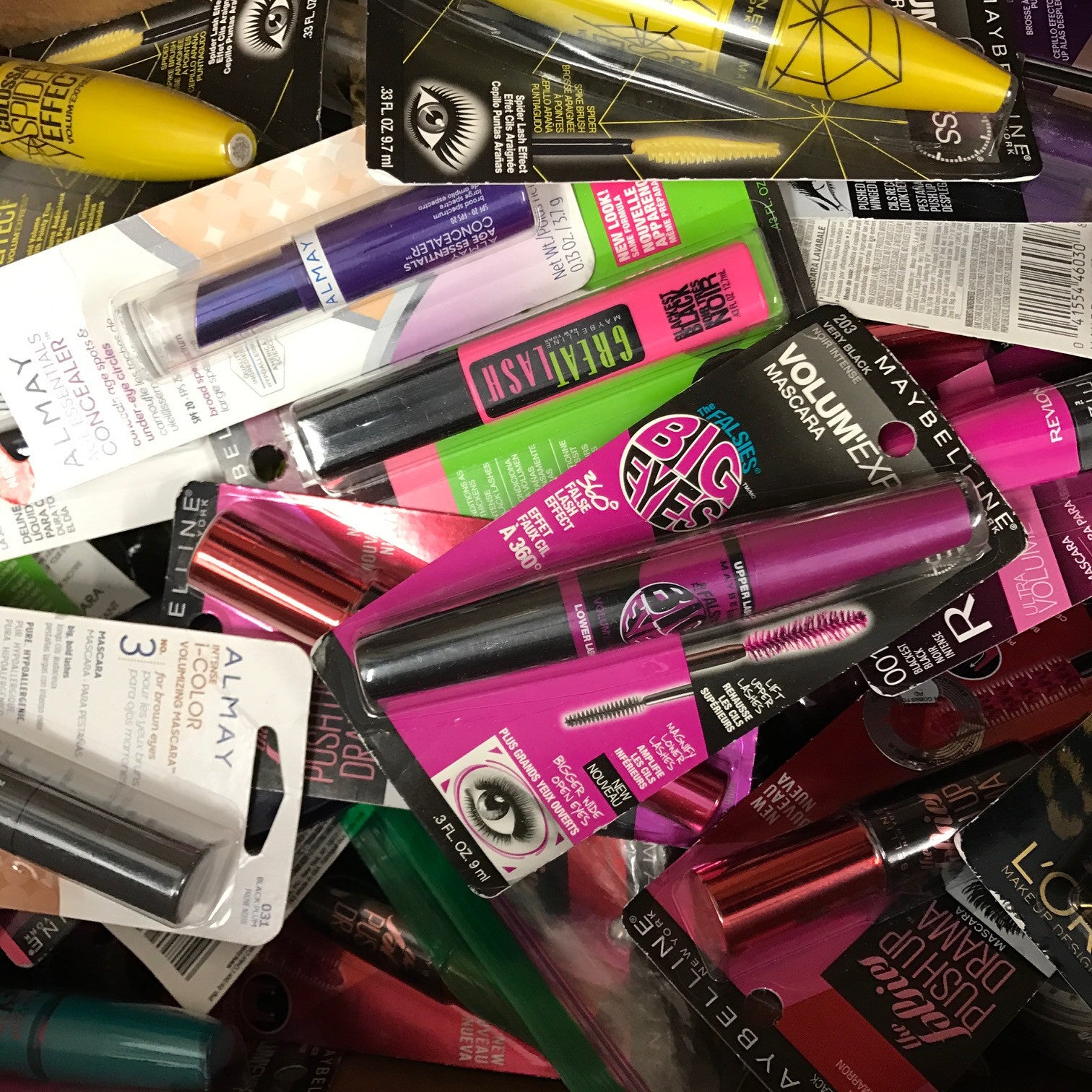 Wholesale Assorted Brand Name Cosmetics Lot - 100 Piece Set for Makeup Artists, Salons & Retailers | Bulk Beauty Products for Professional & Personal Use