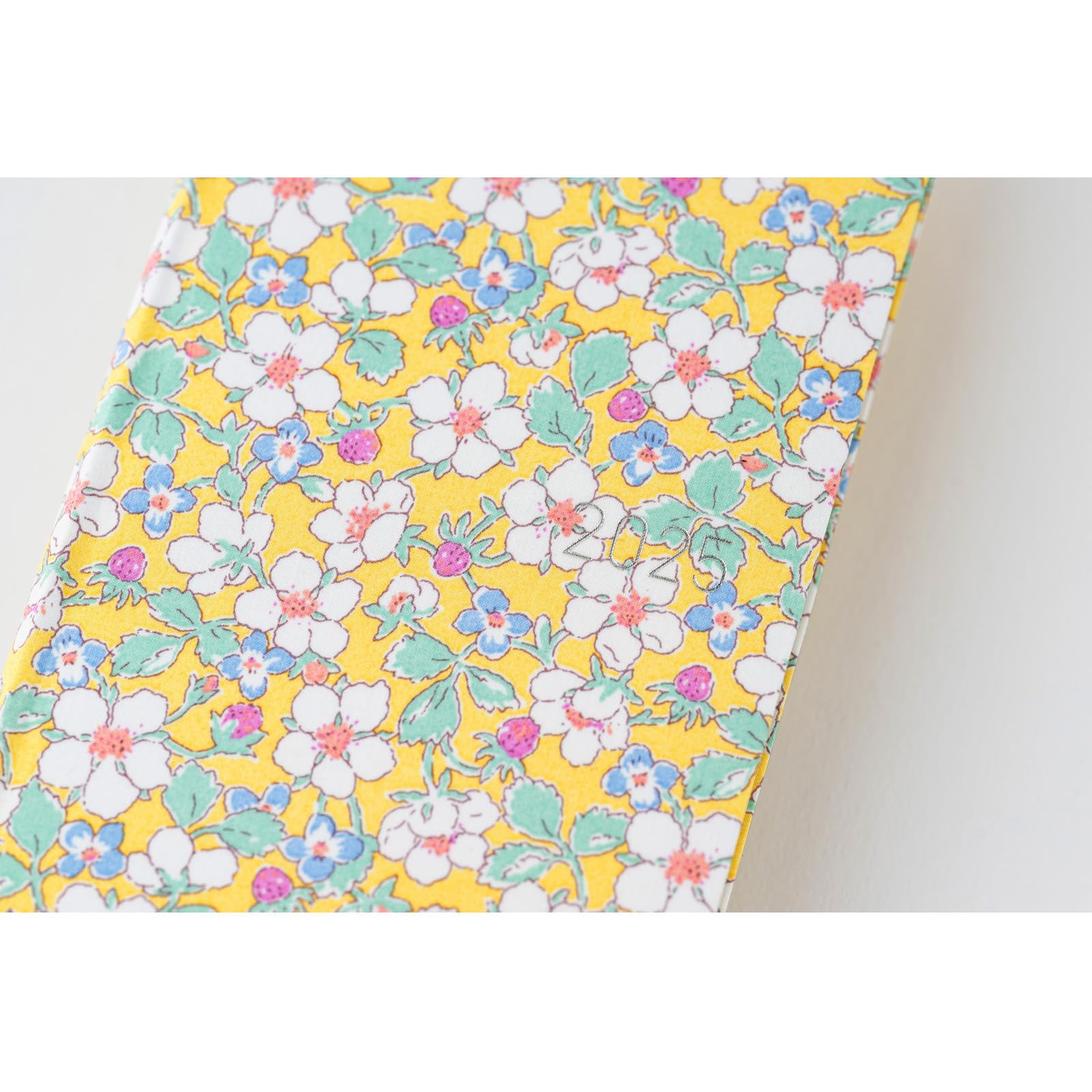Hobonichi Techo 2025 Weekly Planner - English Version, Tall & Slim Size, January Start Date, Liberty Fabrics Paysanne Blossom Design | Perfect for Daily Scheduling, Journaling & Productivity Tracking
