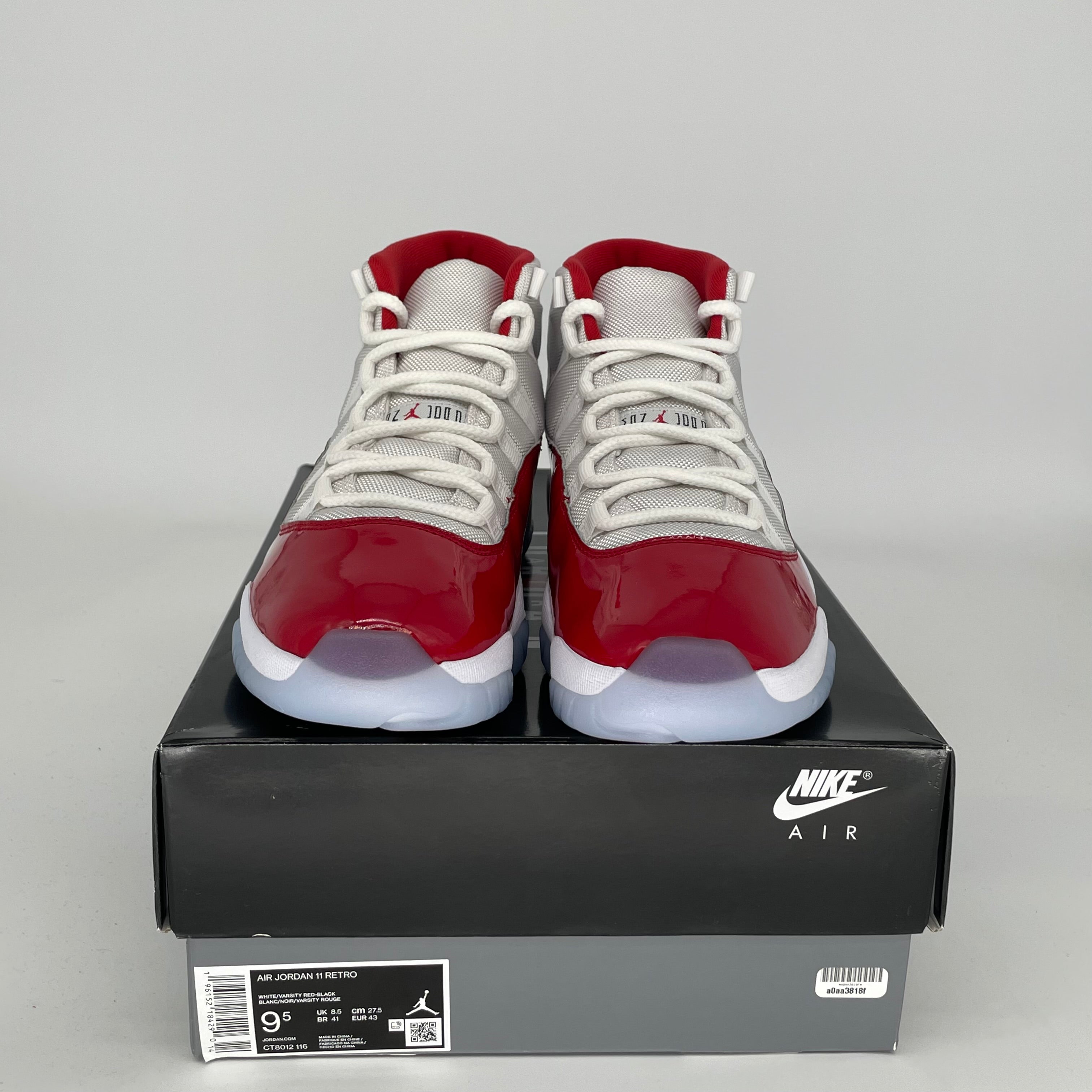 AIR JORDAN 11 Retro 