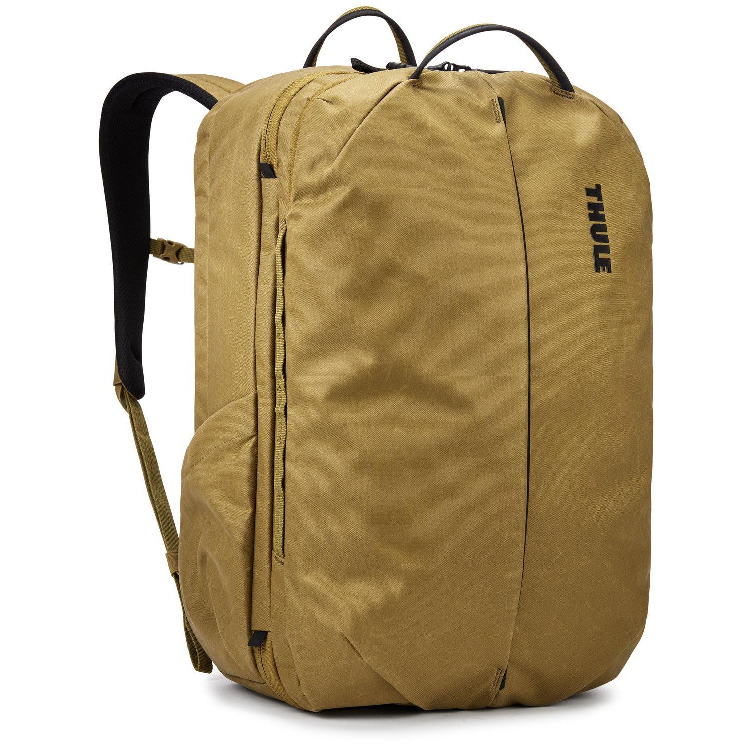 Thule Aion 40L Travel Backpack - Lightweight Durable Carry-On Backpack for Men & Women - Perfect for Airplane, Hiking & Daily Commute