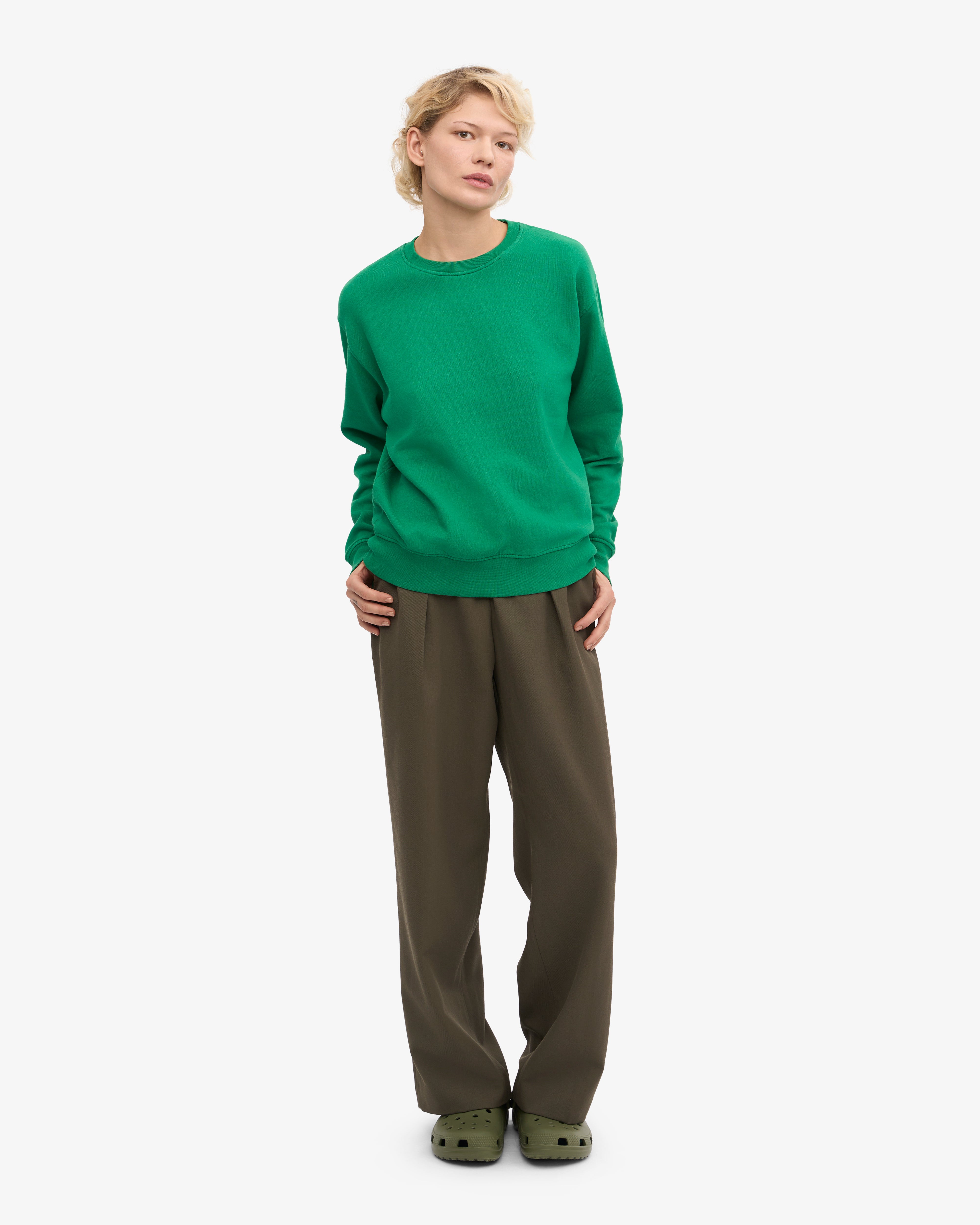Women's Classic Organic Cotton Crew Neck T-Shirt - Kelly Green | Eco-Friendly Casual Wear for Everyday Comfort
