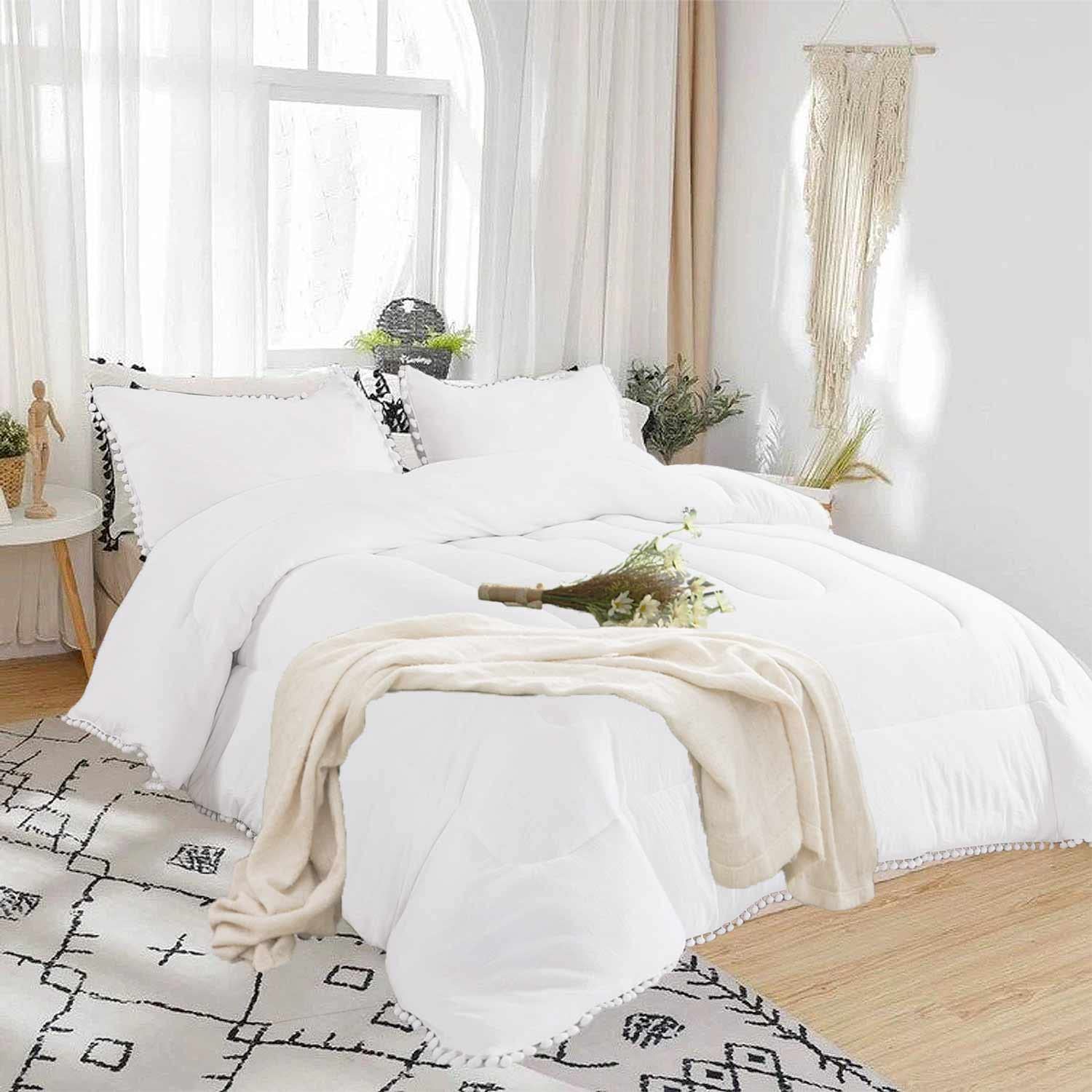 White Queen Comforter Set with Pom Poms - 3 Piece Boho Chic Bedding Set | All Season Farmhouse Style Microfiber Down Alternative Comforter with 2 Pillow Shams | Perfect for Master Bedroom, Guest Room & Bohemian Home Decor