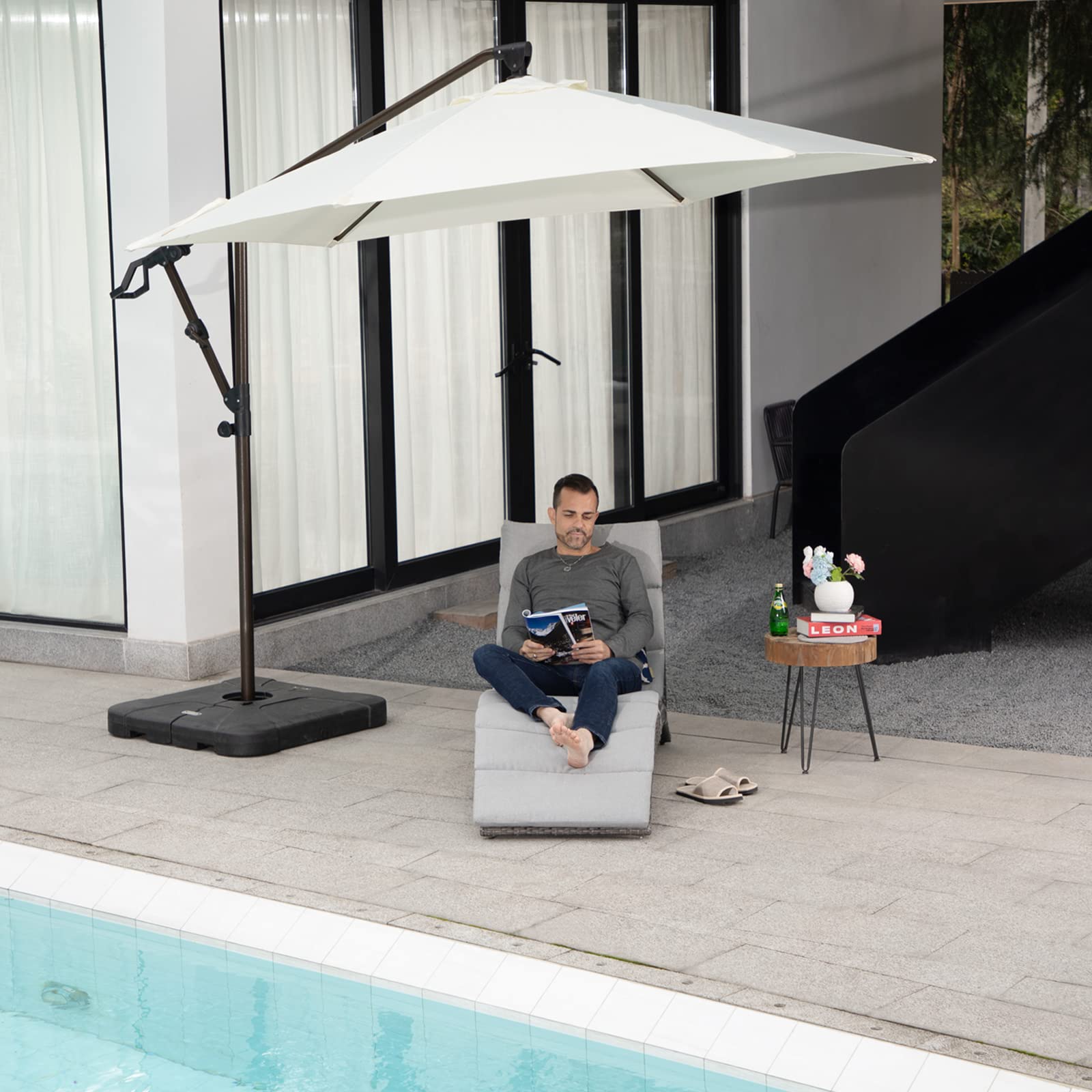JOIVI Patio Chaise Lounge Chairs - Foldable Outdoor Rattan Recliner with Removable Light Gray Cushion, Waterproof Poolside Sunbathing Chair for Backyard, Garden, Balcony & Beach Relaxation | Perfect for Sunbathing, Lounging & Outdoor Leisure