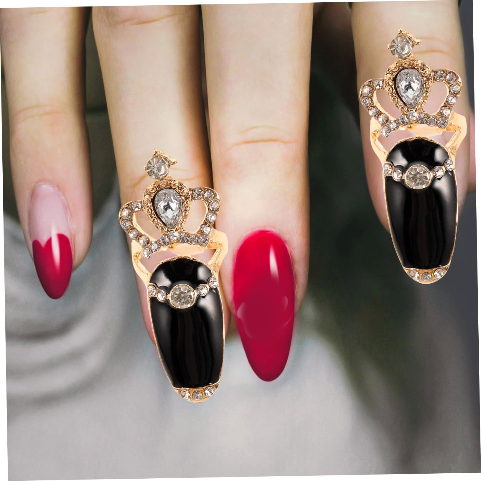 Uonlytech 4pcs Trendy Women's Nail Rings - Elegant Manicure Jewelry Set with Crown & Pointed Design for Nail Art Decor (Perfect for Parties, Weddings & Special Occasions)