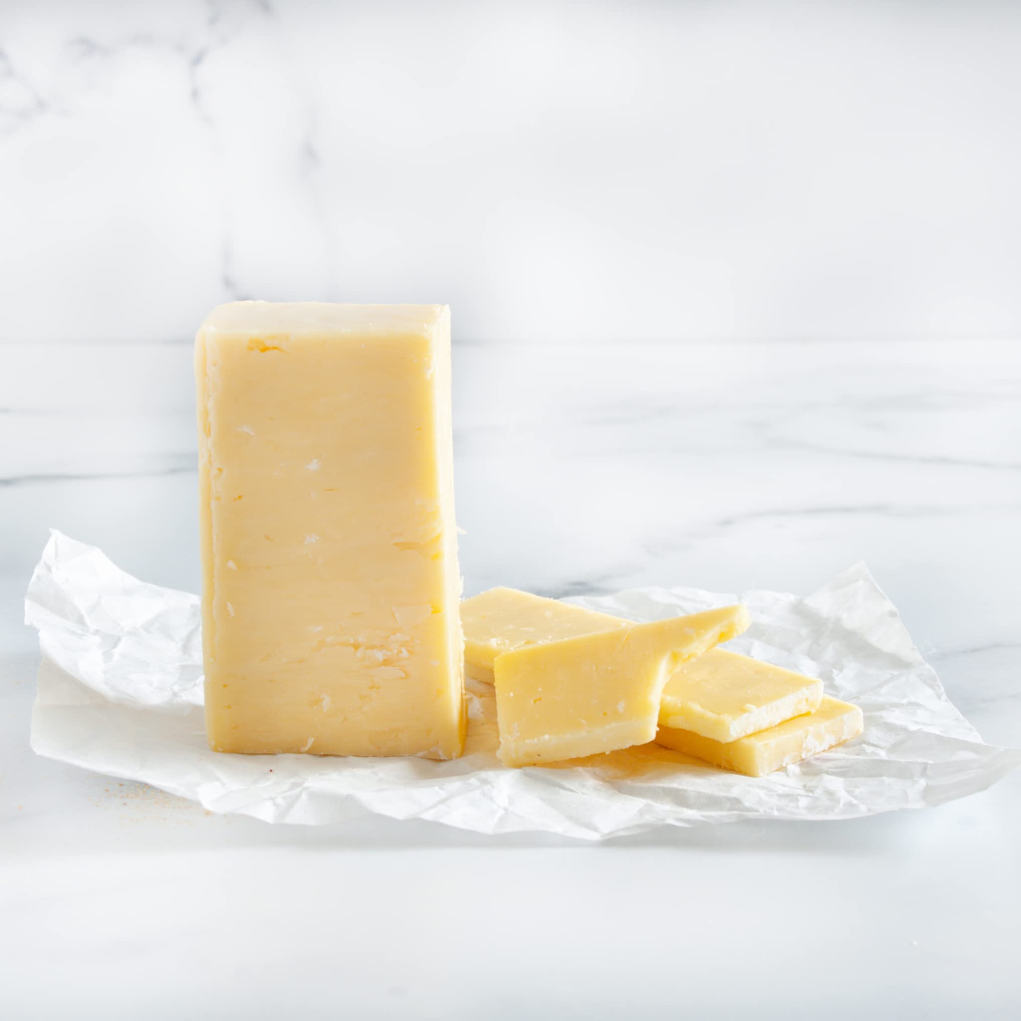 Premium European Cheese Assortment (2 lbs) - Gourmet French, English, Italian & Spanish Cheeses - Perfect for Wine Pairings, Charcuterie Boards & Holiday Gifts