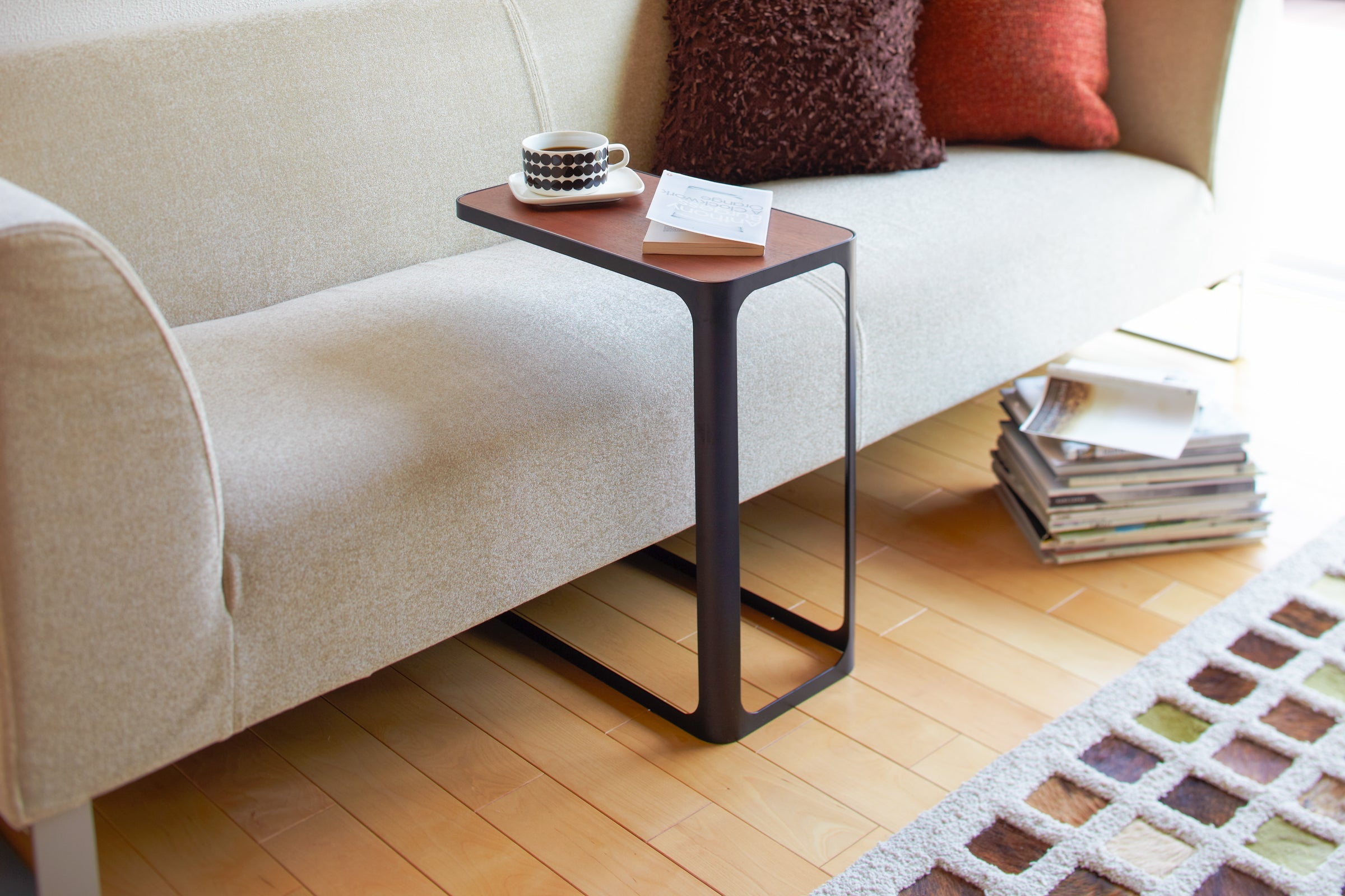 Modern C-Shaped Side Table - 20