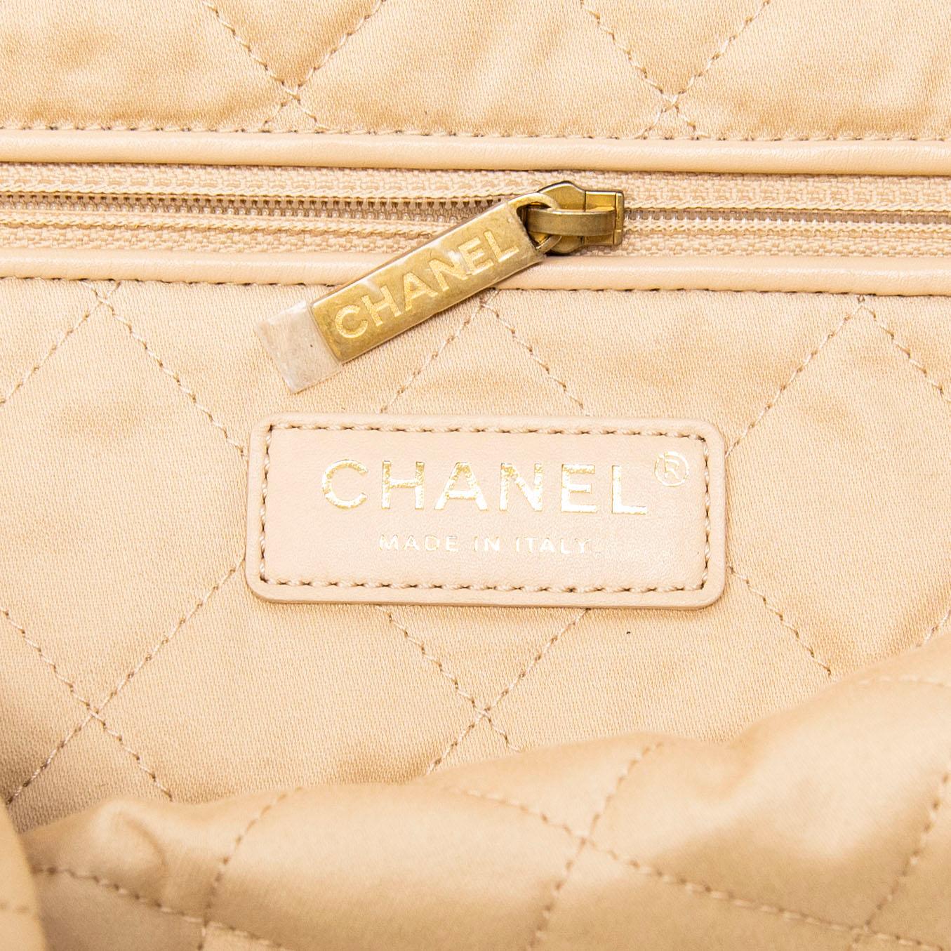 Chanel White 22 Hobo Bag - Luxury Designer Handbag for Women | Perfect for Everyday Use, Work & Special Occasions