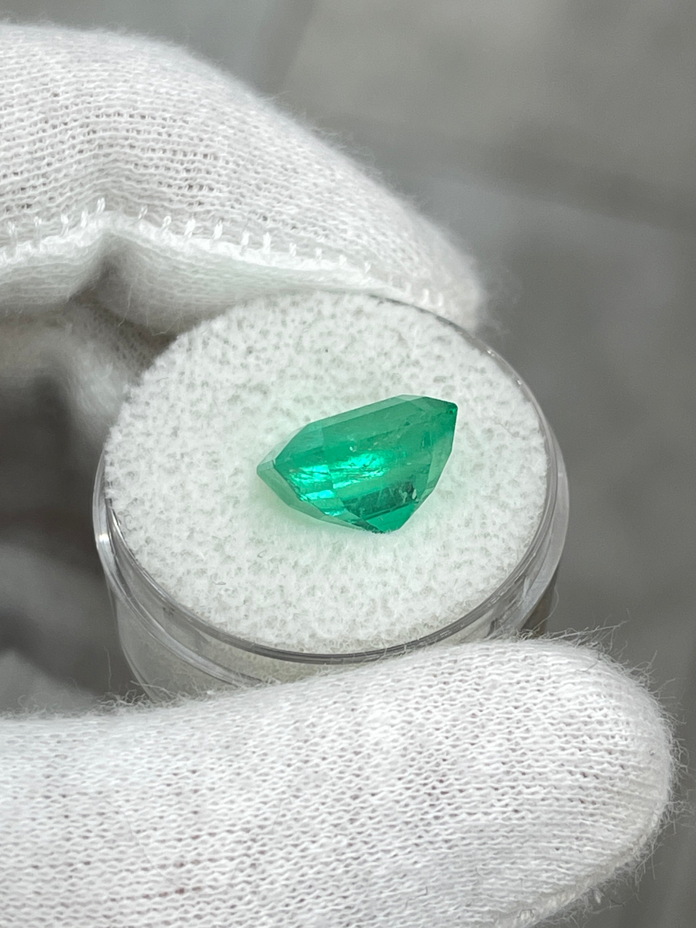 6.76 Carat 12x11.5mm Glowing Green Natural Loose Colombian Emerald Gemstone - Asscher Cut for Jewelry Making, Engagement Rings & Luxury Gifts