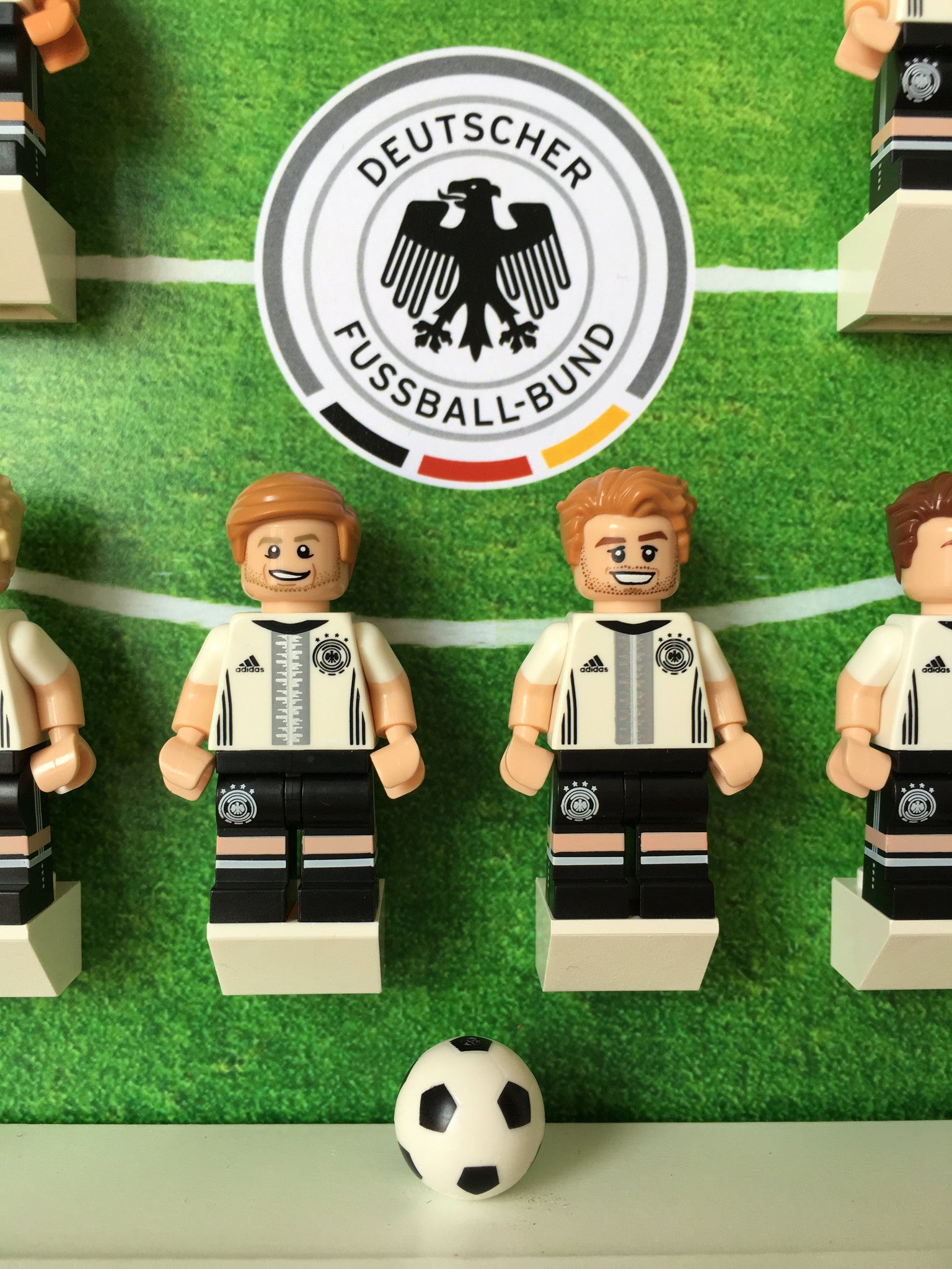 Official LEGO DFB German Football Team Minifigure Display Frame - Collectible Soccer Player Showcase for Home, Office & Fan Room Decor