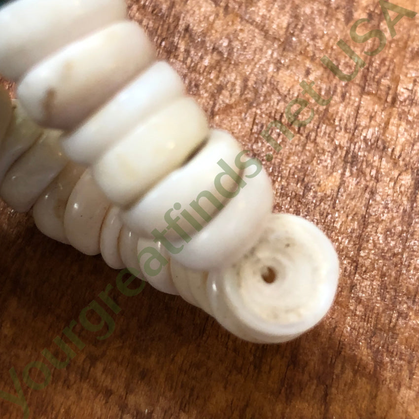 Vintage Natural Hawaiian Puka Shell Turquoise Necklace - Handmade Beach Jewelry for Women, Boho Style Layering Necklace, Perfect for Summer Vacations, Beach Parties, and Casual Outfits