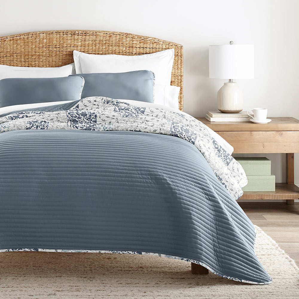 Reversible Quilted Patchwork Coverlet Set - Soft & Stylish Bedding for Cozy Comfort - Perfect for Bedrooms, Guest Rooms & Dorm Decor