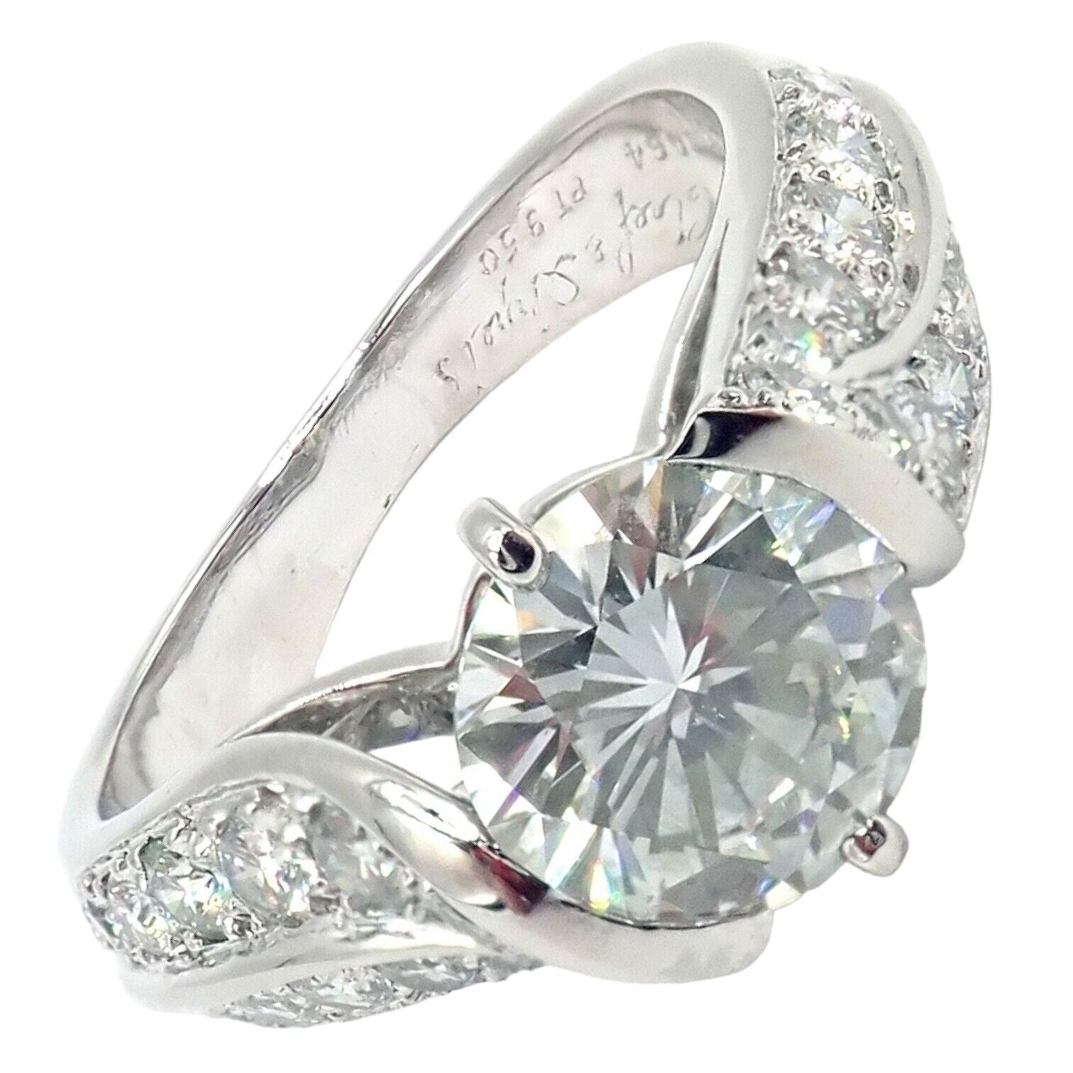 Authentic Van Cleef & Arpels Platinum 1.88ct VVS1 E Diamond Engagement Ring with GIA Certificate - Perfect for Proposals, Anniversaries & Special Occasions