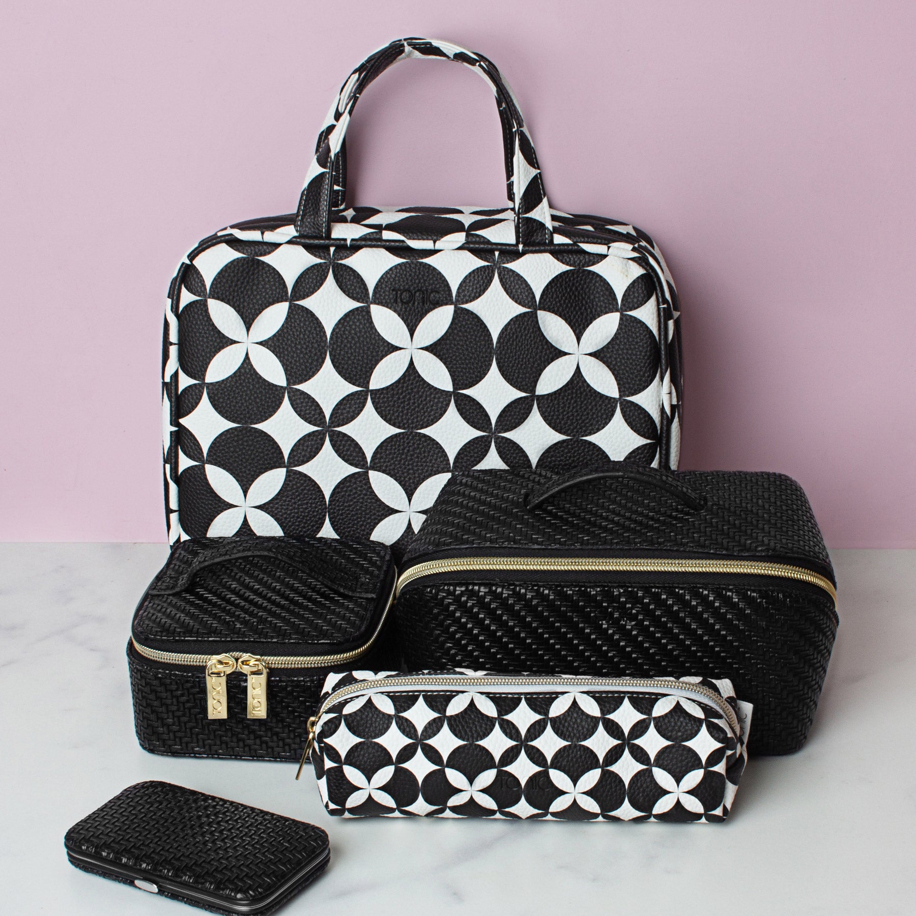 Hanging Cosmetic Organizer Bag - Waterproof Travel Makeup Pouch for Toiletries | Perfect for Travel, Gym, and Daily Storage