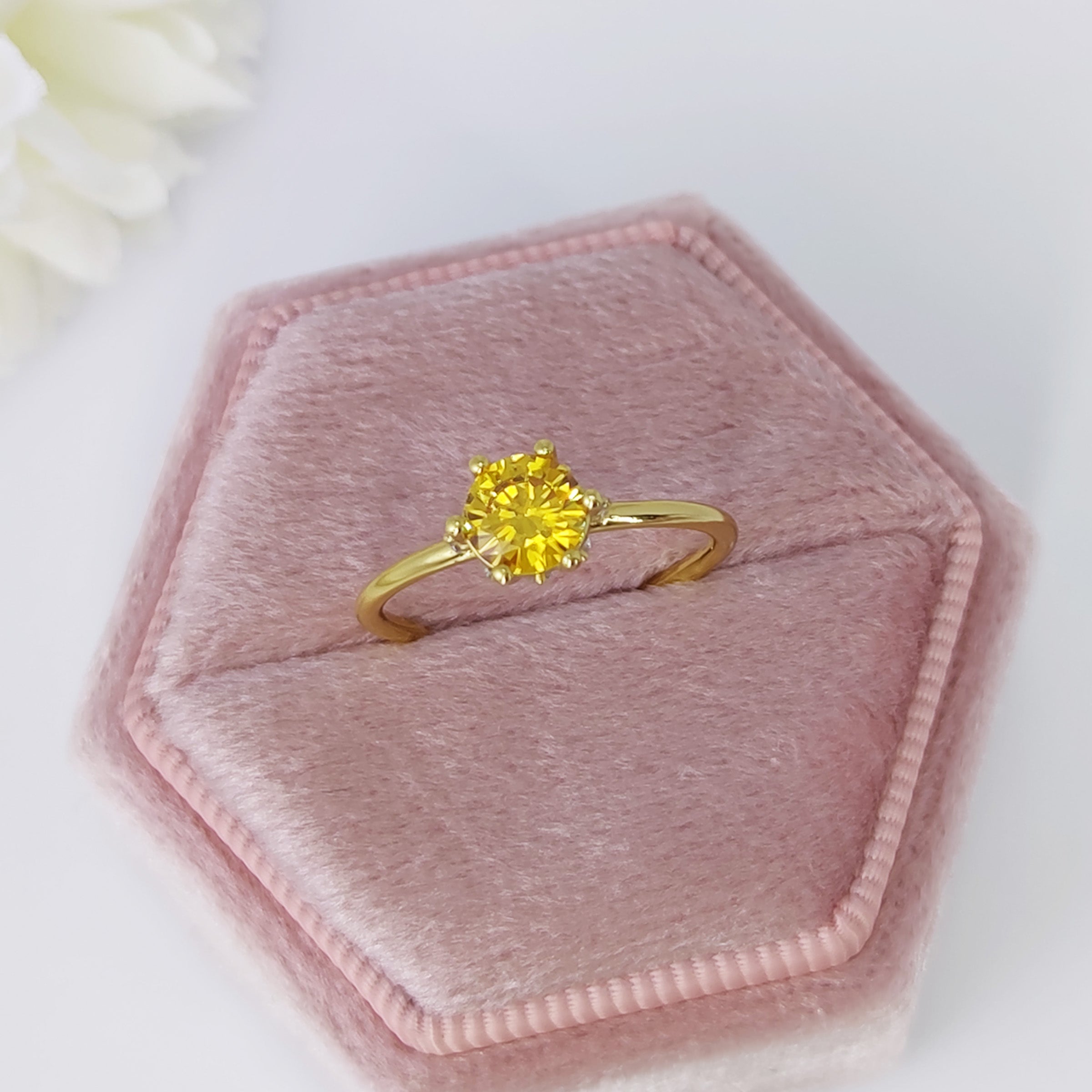 Rose Promise: Round Cut Moissanite Ashes Ring for Women - Elegant Memorial Jewelry for Loved Ones | Perfect for Remembrance, Sympathy Gifts & Special Occasions
