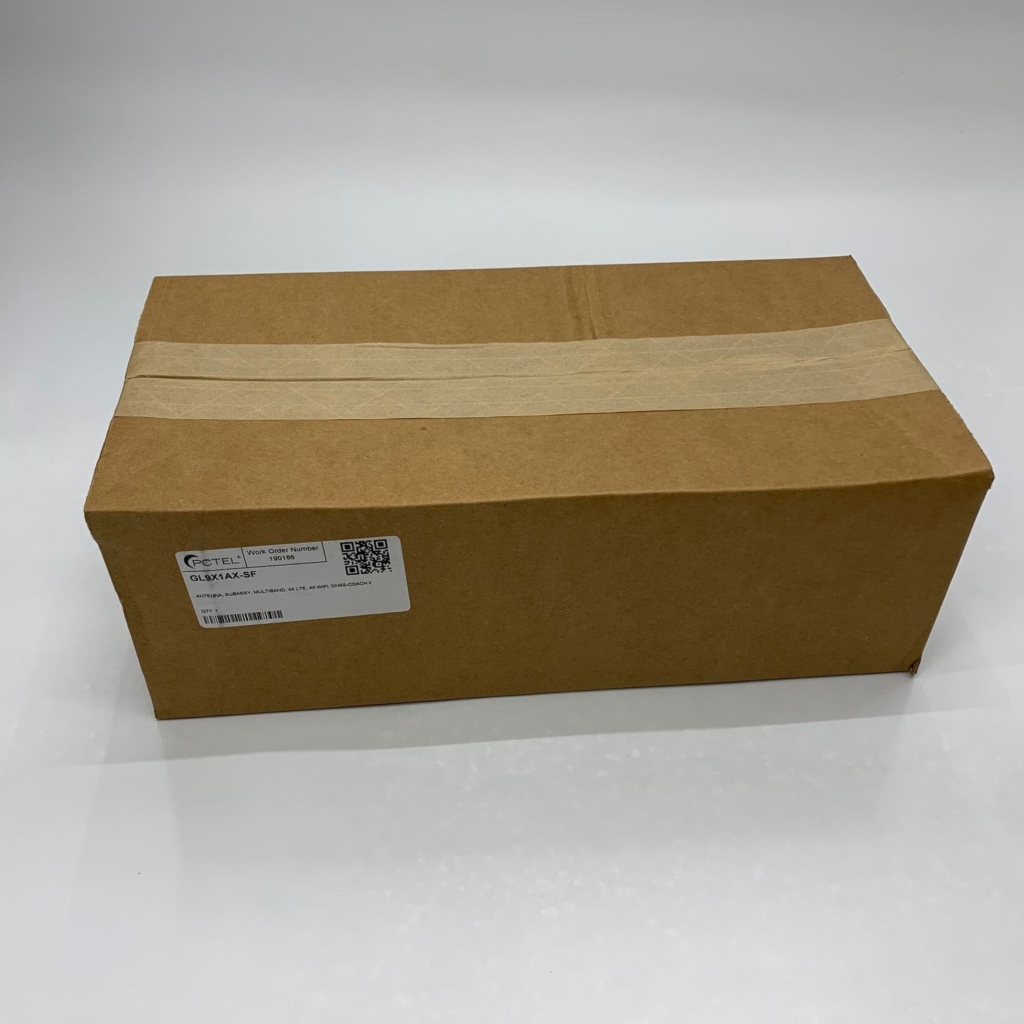 PCTEL GL9X1AX High-Gain 4G/5G LTE WiFi GNSS MIMO Antenna for Enhanced Wireless Connectivity - Perfect for IoT, Smart Cities, and Industrial Applications
