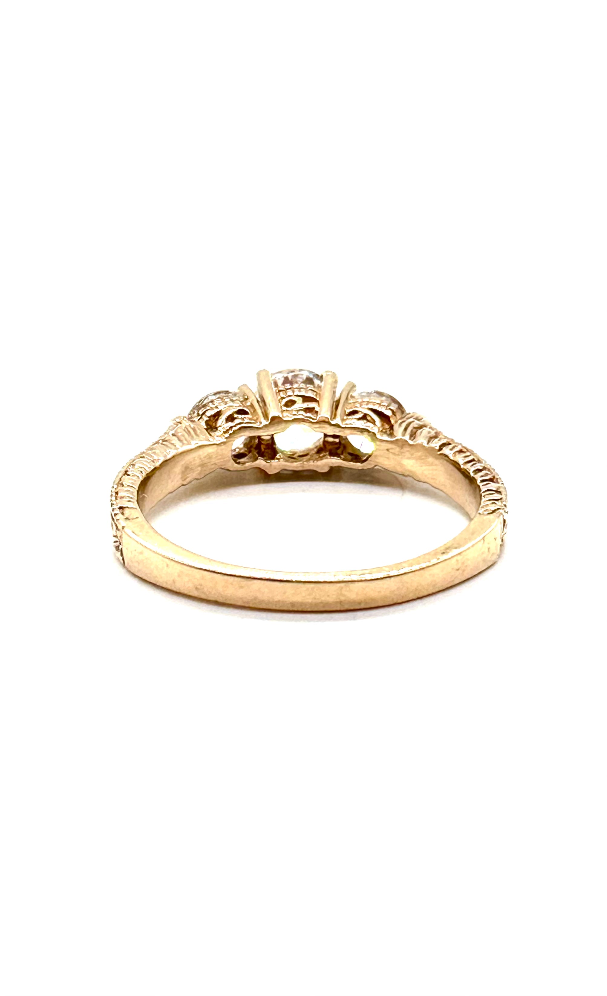Vintage, Modern & Futuristic Diamond Rings for Women – Elegant Wedding, Engagement & Anniversary Jewelry Gifts