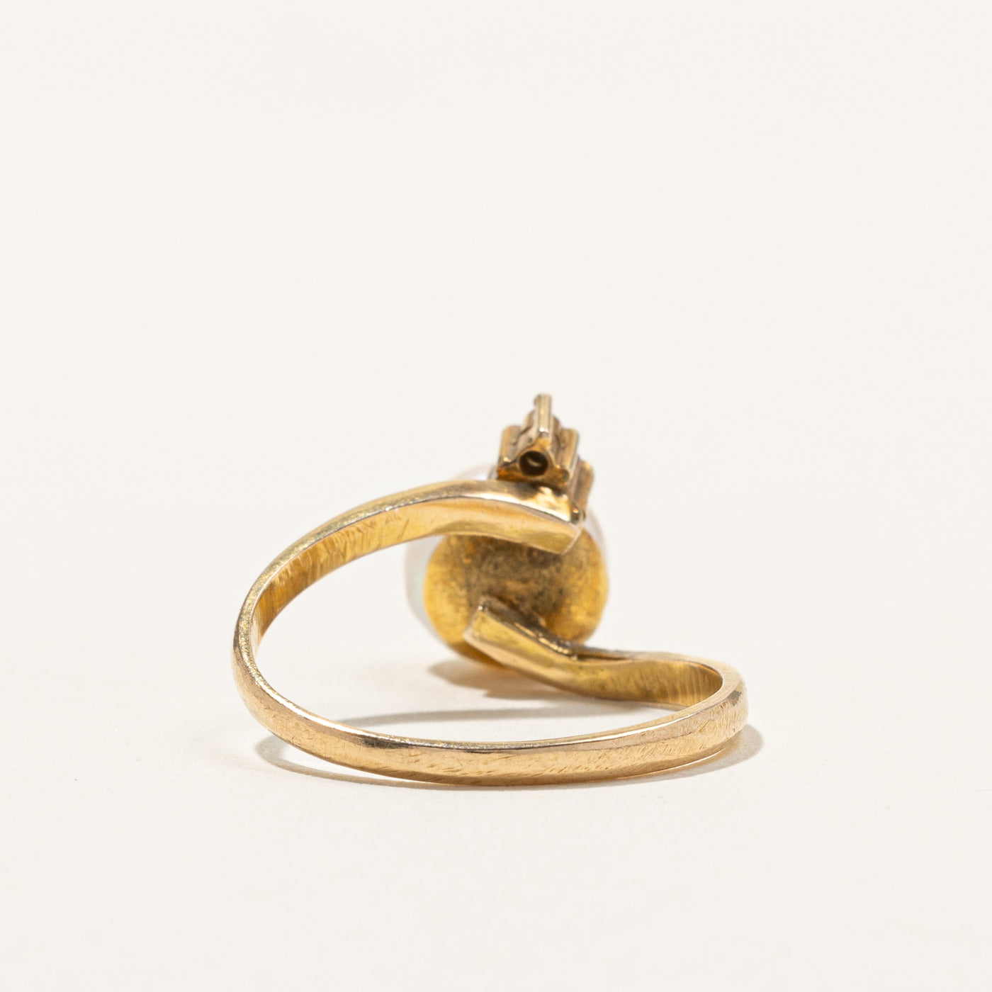0.03ctw Bypass Pearl & Diamond Ring - Size 6 | Elegant Stackable Jewelry for Weddings, Anniversaries & Special Occasions