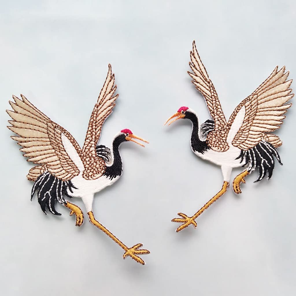 GELTDN 1 Pair Iron On Bird Patches - Red-Crowned Crane Embroidery Applique for DIY Clothes & Bag Decoration | Cartoon Sticker for Craft Repair & Fabric Art | Perfect for Jackets, Jeans, Backpacks & Home Decor Projects