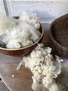 Premium Loose Sheep Wool for Knitting, Crochet & Felting - Natural Undyed 100% Wool Yarn for Handmade Crafts, DIY Projects & Home Decor