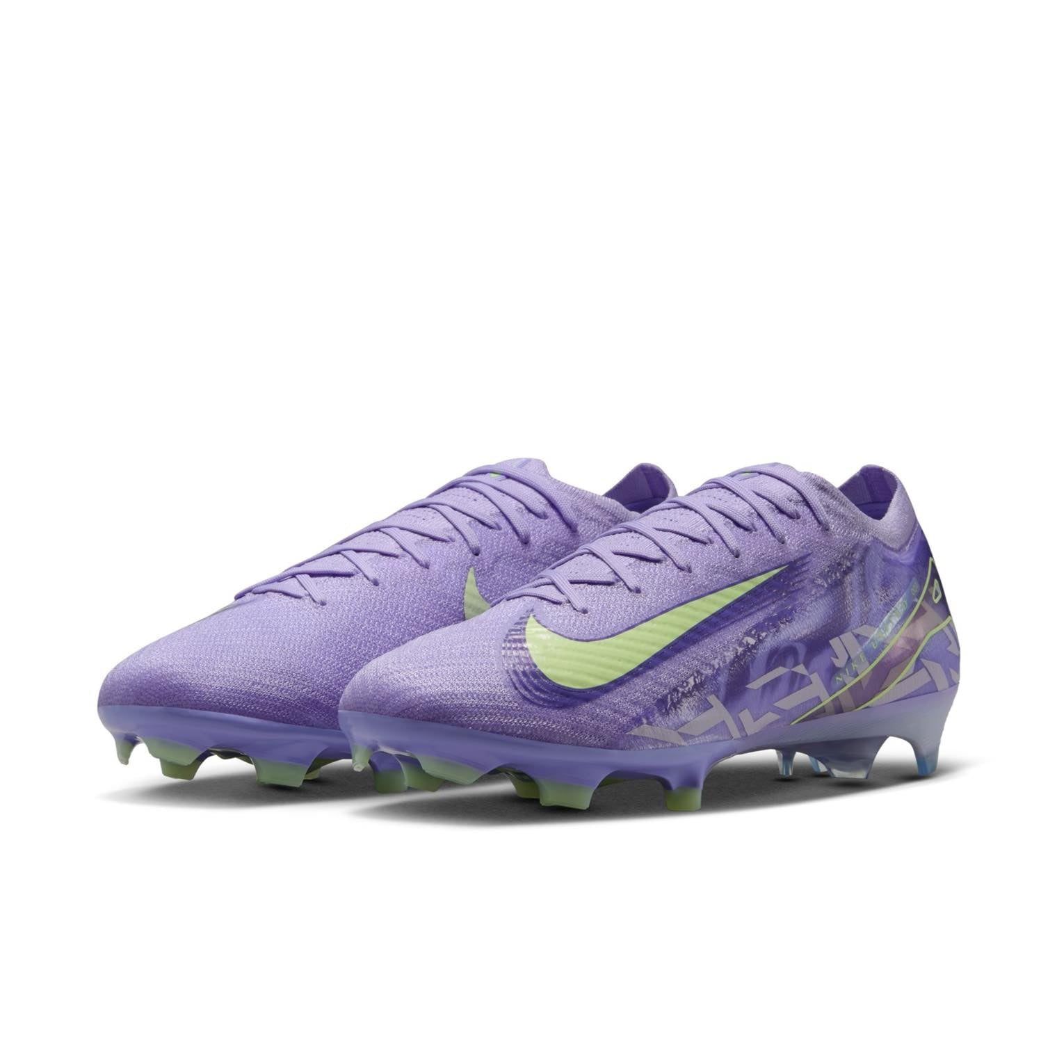 Nike United Mercurial Vapor 16 Elite FG Soccer Cleats - Lightweight Football Boots for Firm Ground - Perfect for Professional Matches & Training Sessions