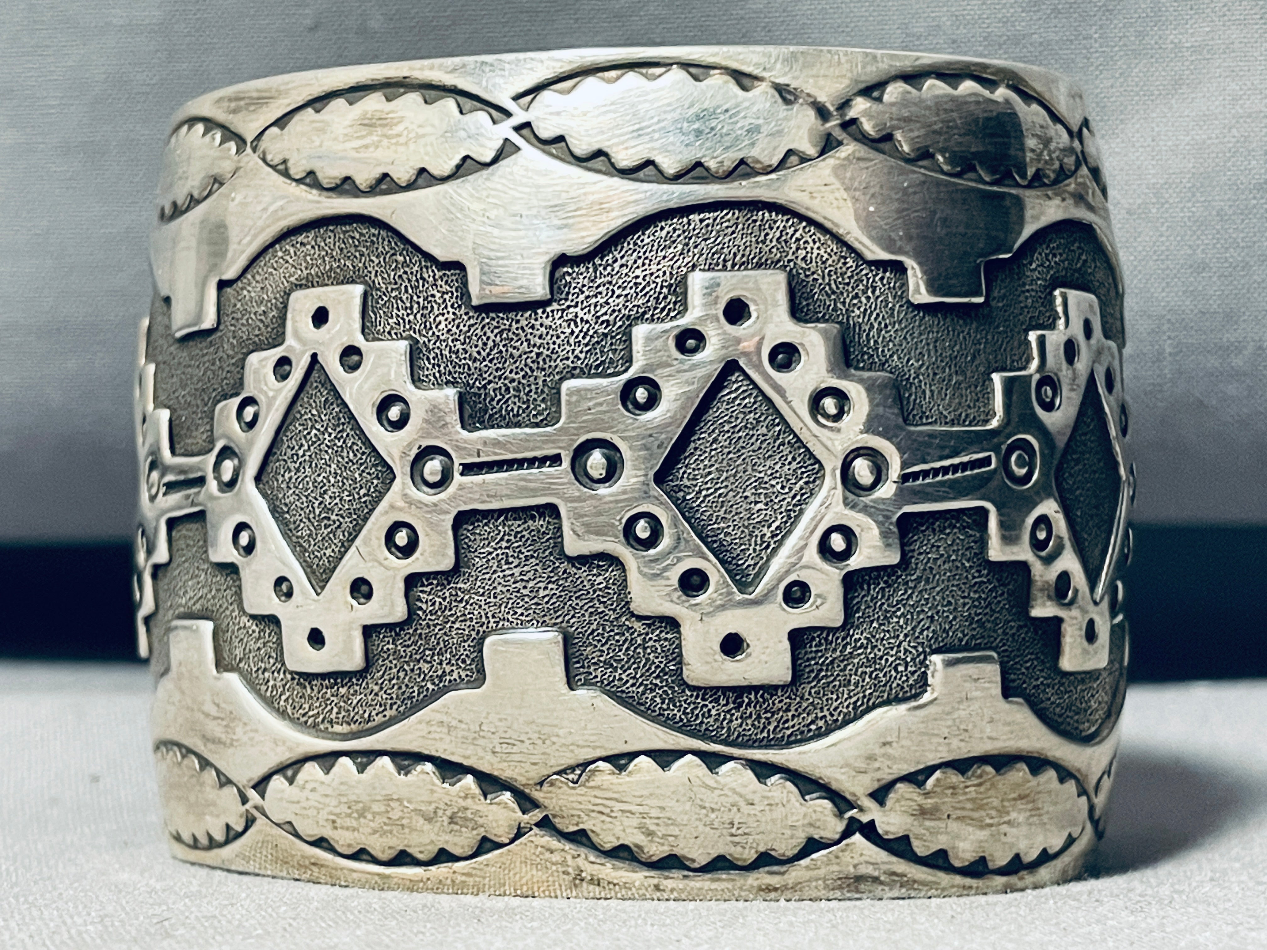 Handmade Vintage Navajo Sterling Silver Bracelet - 107g Authentic Native American Jewelry for Women, Perfect for Boho Fashion & Special Occasions