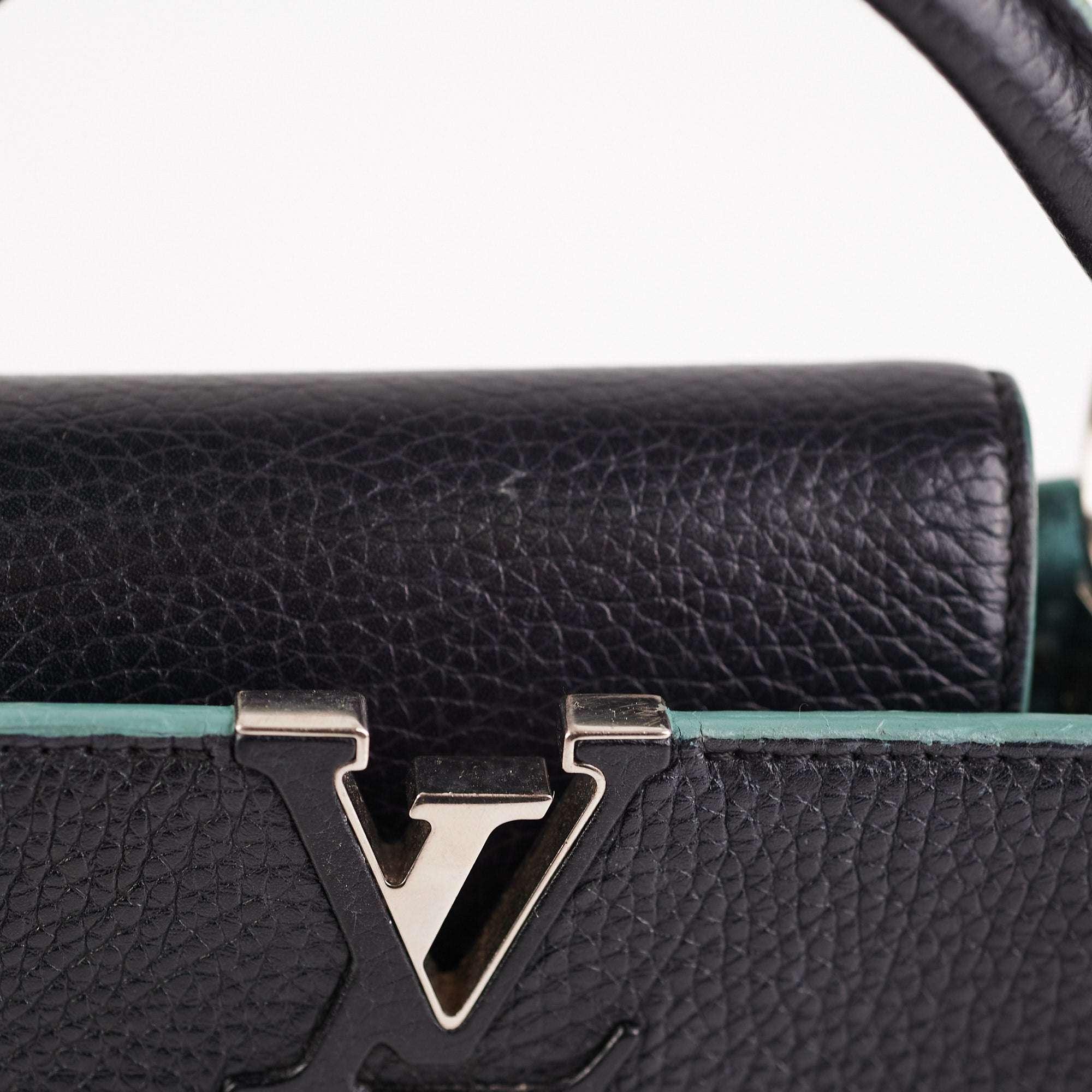 Louis Vuitton Capucines BB Handbag in Black Taurillon Leather - Luxury Designer Crossbody Bag for Women, Perfect for Work, Travel & Evening Events