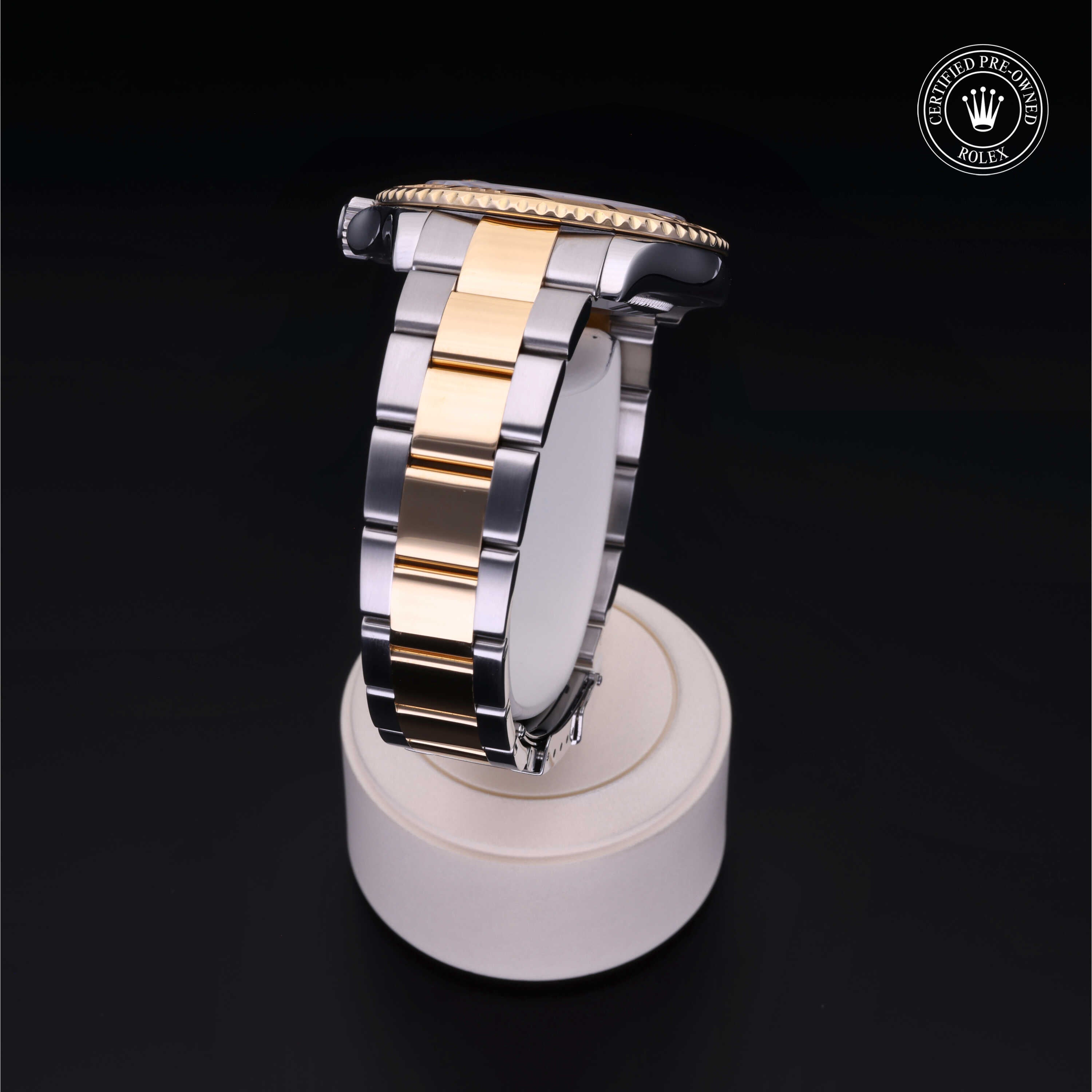 Rolex Yacht-Master 40mm Luxury Men's Watch - Stainless Steel & Gold - Perfect for Sailing, Boating & Special Occasions