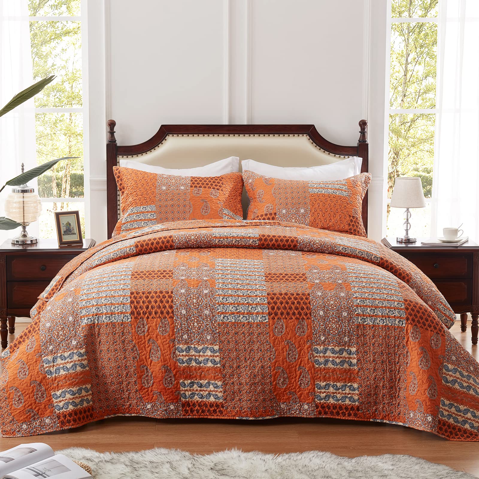 LEAONME King Size 3 Piece Quilt Set - Lightweight Microfiber Bedspread Coverlet & Comforter (98x106 Inch) for All Seasons | Paisley Burnt Orange/Rust Design | Includes 1 Quilt & 2 Pillow Shams | Perfect for Master Bedroom, Guest Room & Cozy Home Decor