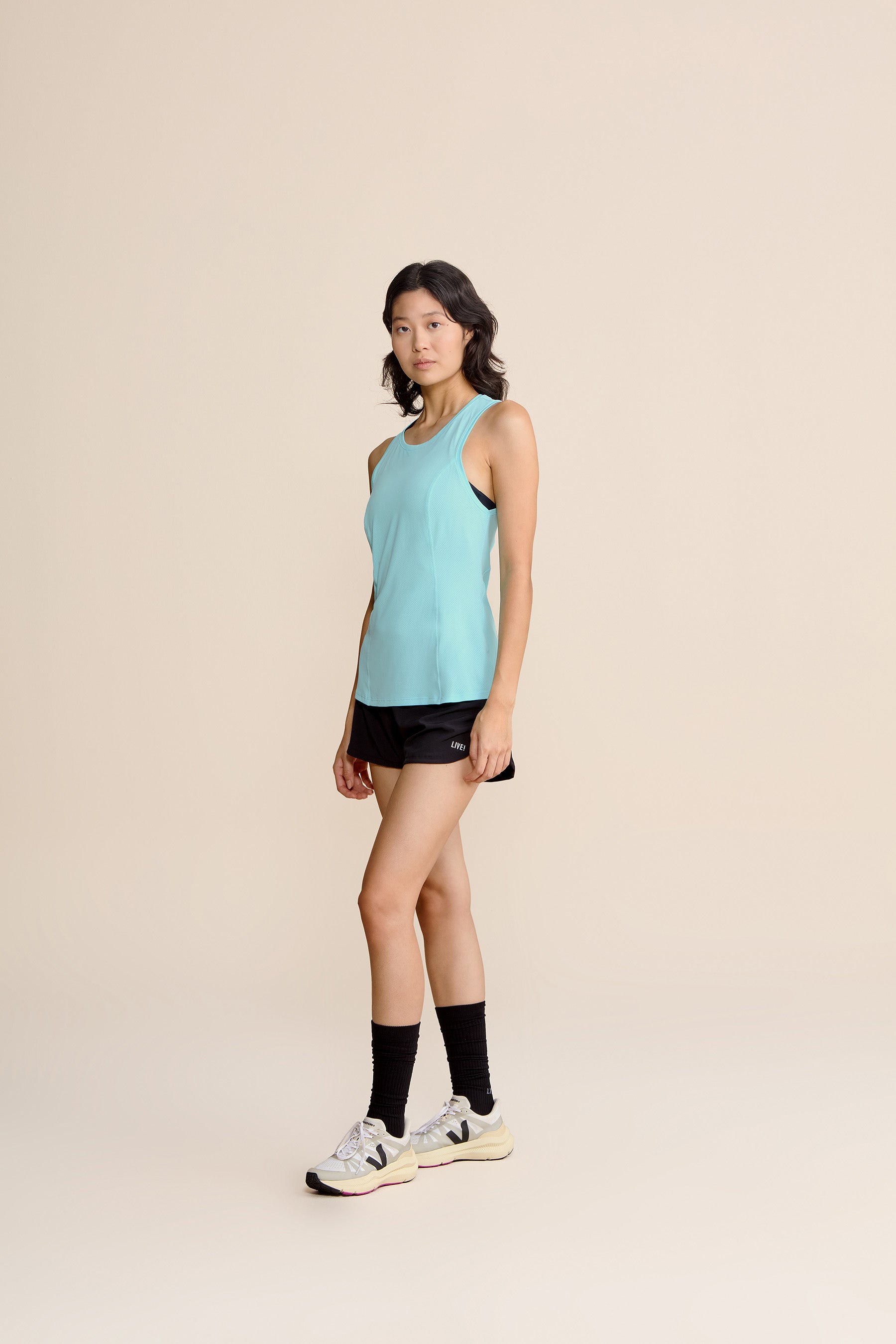 Action Line Tank Top for Women - Comfortable & Stylish Workout Shirt - Perfect for Yoga, Running & Gym