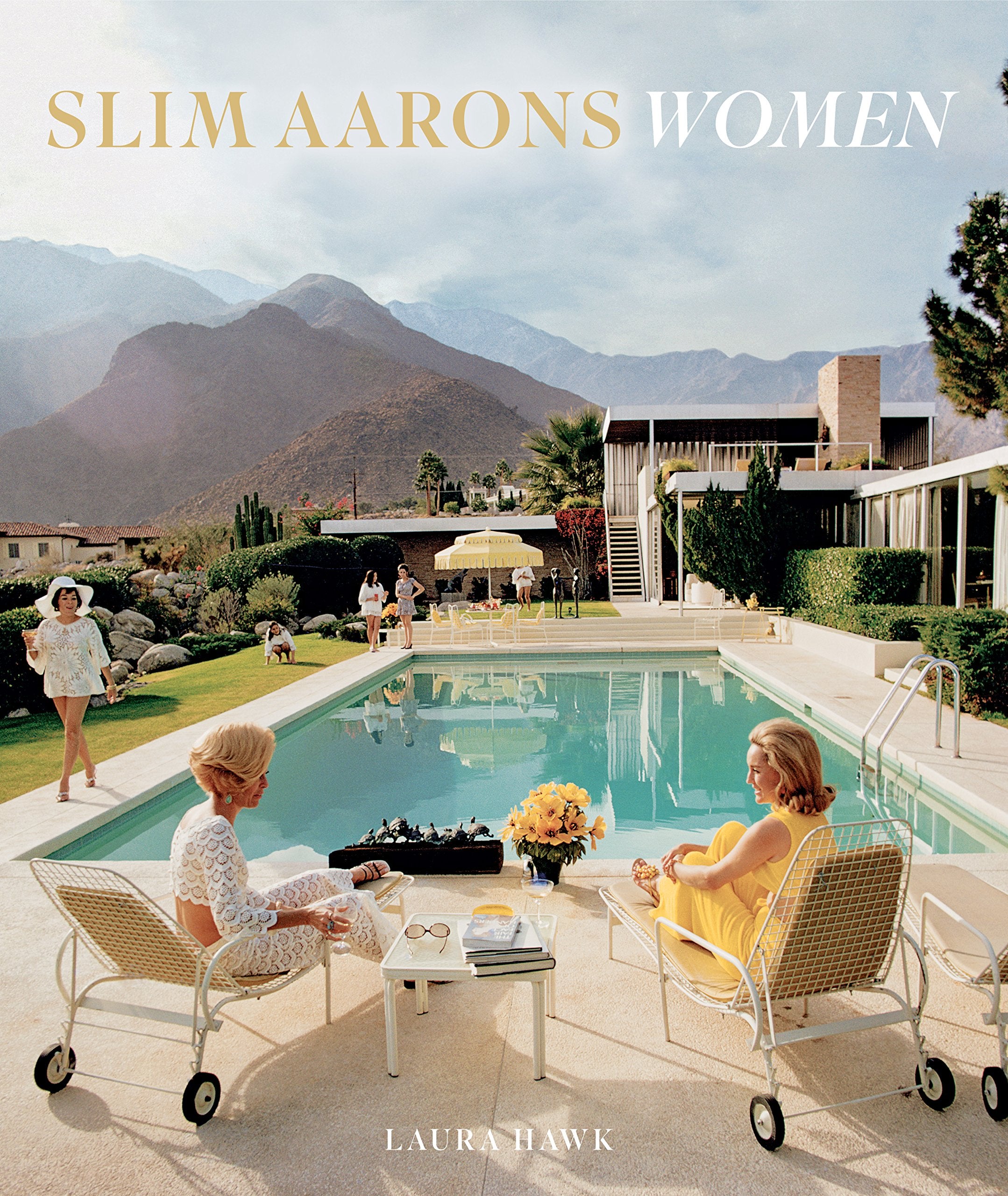 Slim Aarons: Women - Iconic Photography Book of Stylish Women in Mid-Century America | Perfect for Art Lovers, Coffee Table Decor & Vintage Fashion Inspiration