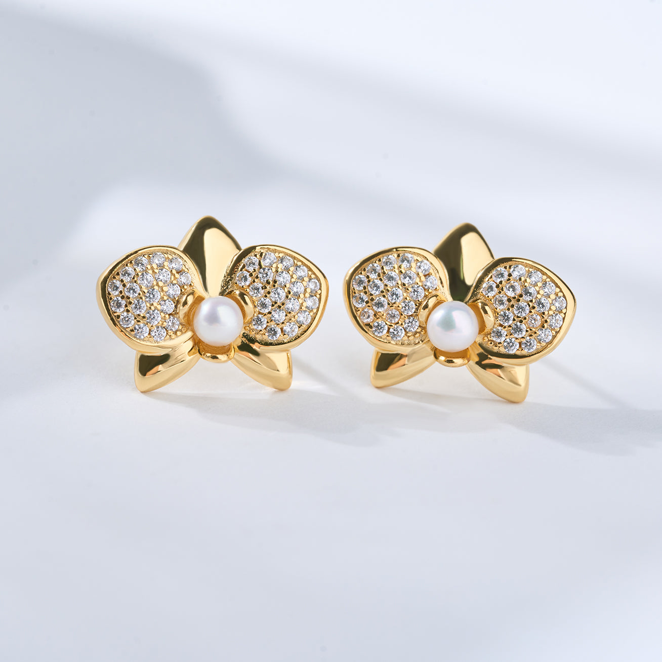 18K Solid Gold Diamond Akoya Hanadama Pearl Earrings - Luxury Pearl Jewelry for Women - Perfect for Weddings, Anniversaries & Special Occasions