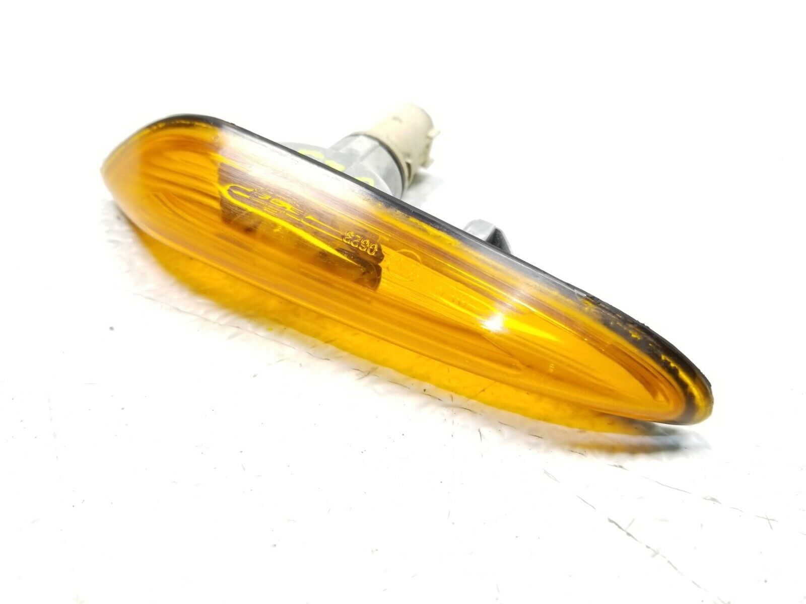 BMW E46 Side Marker Light Replacement - OEM Style Amber Lens for 2001-2005 3 Series - Perfect for Night Driving & Car Shows