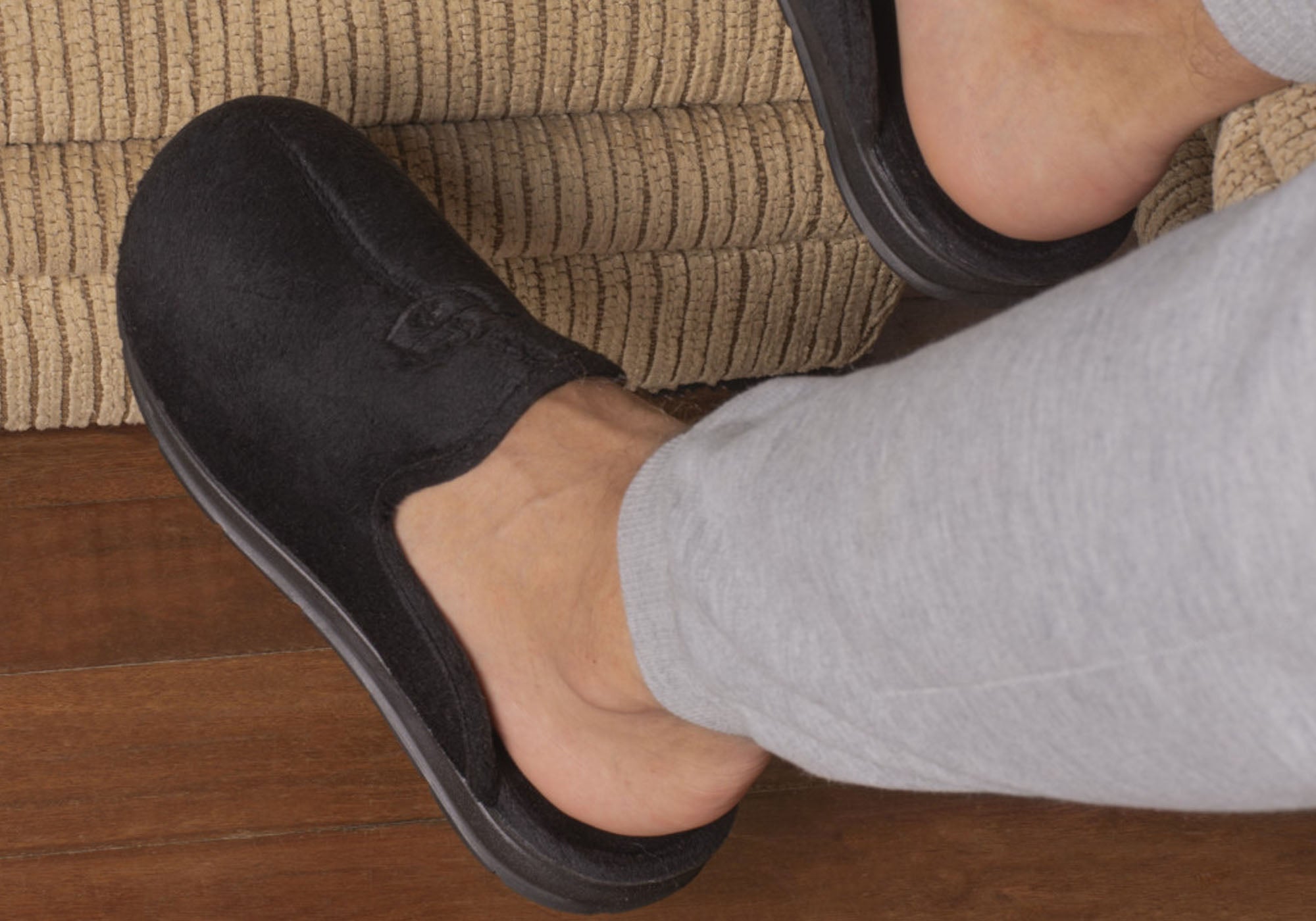 **Mindy Women's Brazilian Closed Toe Open Back Comfort Slippers - Soft & Cozy House Shoes for Relaxing at Home, Lounging & Spa Days**