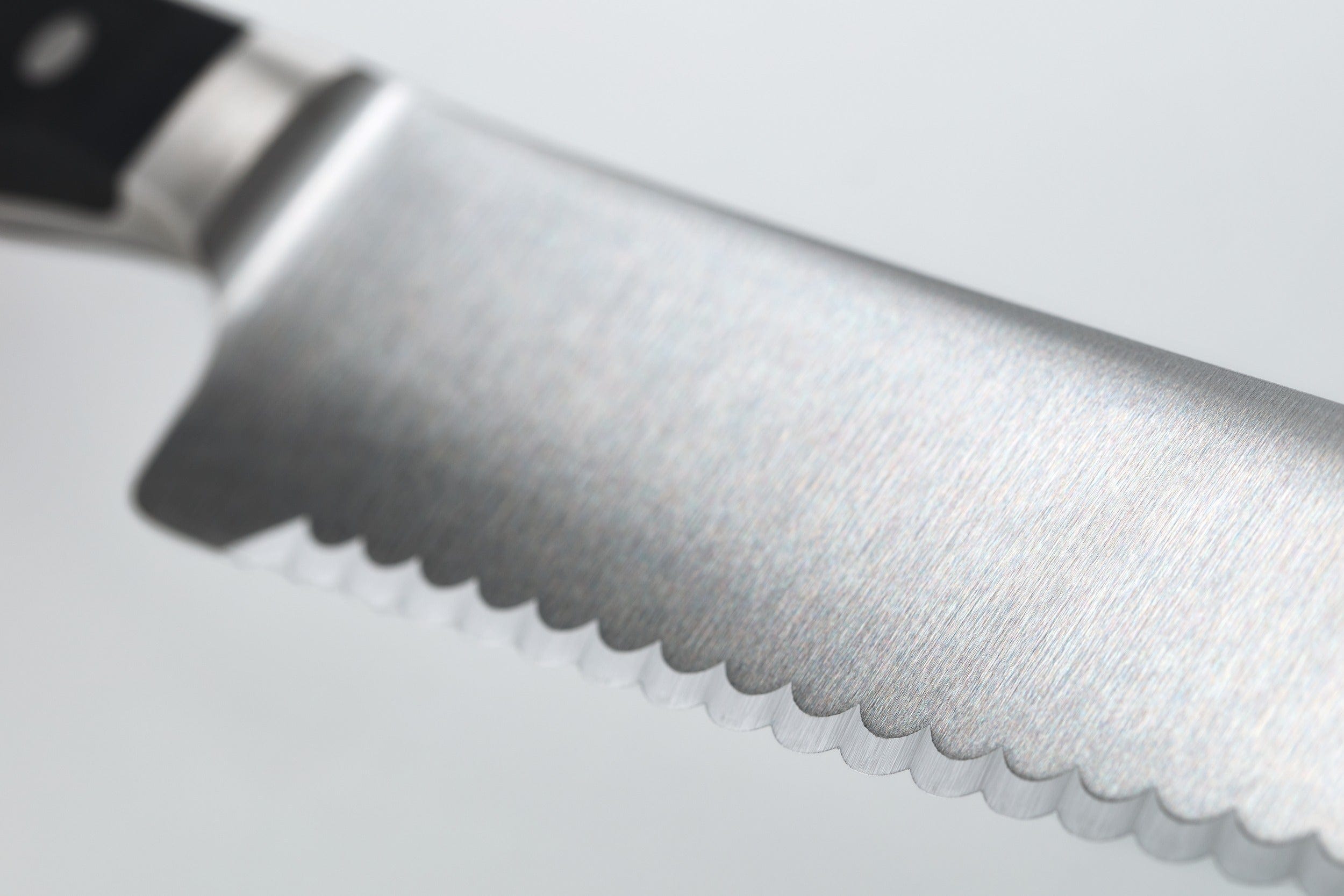 Wusthof Classic 10-Inch Super Slicer Knife - High Carbon Stainless Steel Kitchen Knife for Professional Chefs & Home Cooking - Perfect for Slicing Roasts, Turkey, Ham & Large Cuts of Meat
