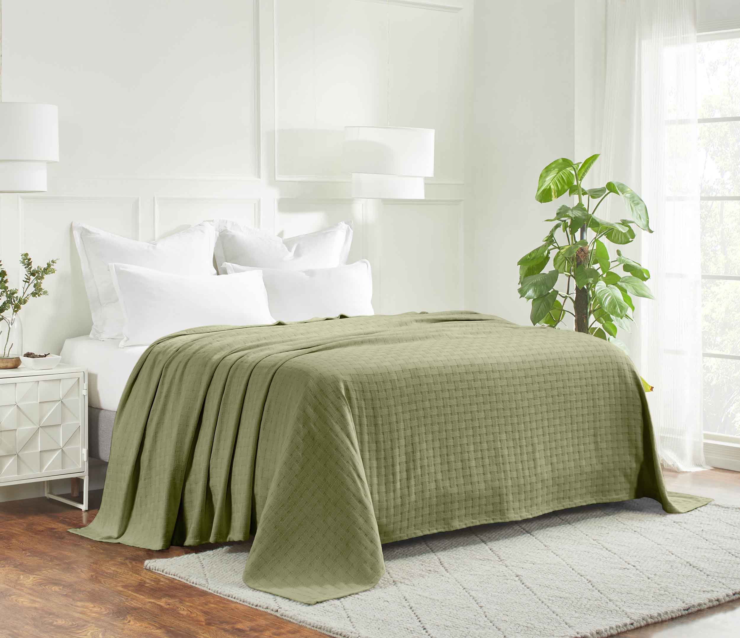 Soft Basketweave All-Season Cotton Bed Blanket & Sofa Throw - Lightweight Breathable Blanket for Bedroom, Living Room, Travel and Outdoor Use