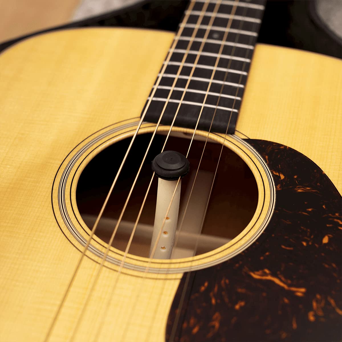 Martin Guitar Humidifier - Premium Soundhole Humidifier for Acoustic Guitars | Maintains Optimal Humidity for Wood Protection | Perfect for Home, Studio & Travel Use