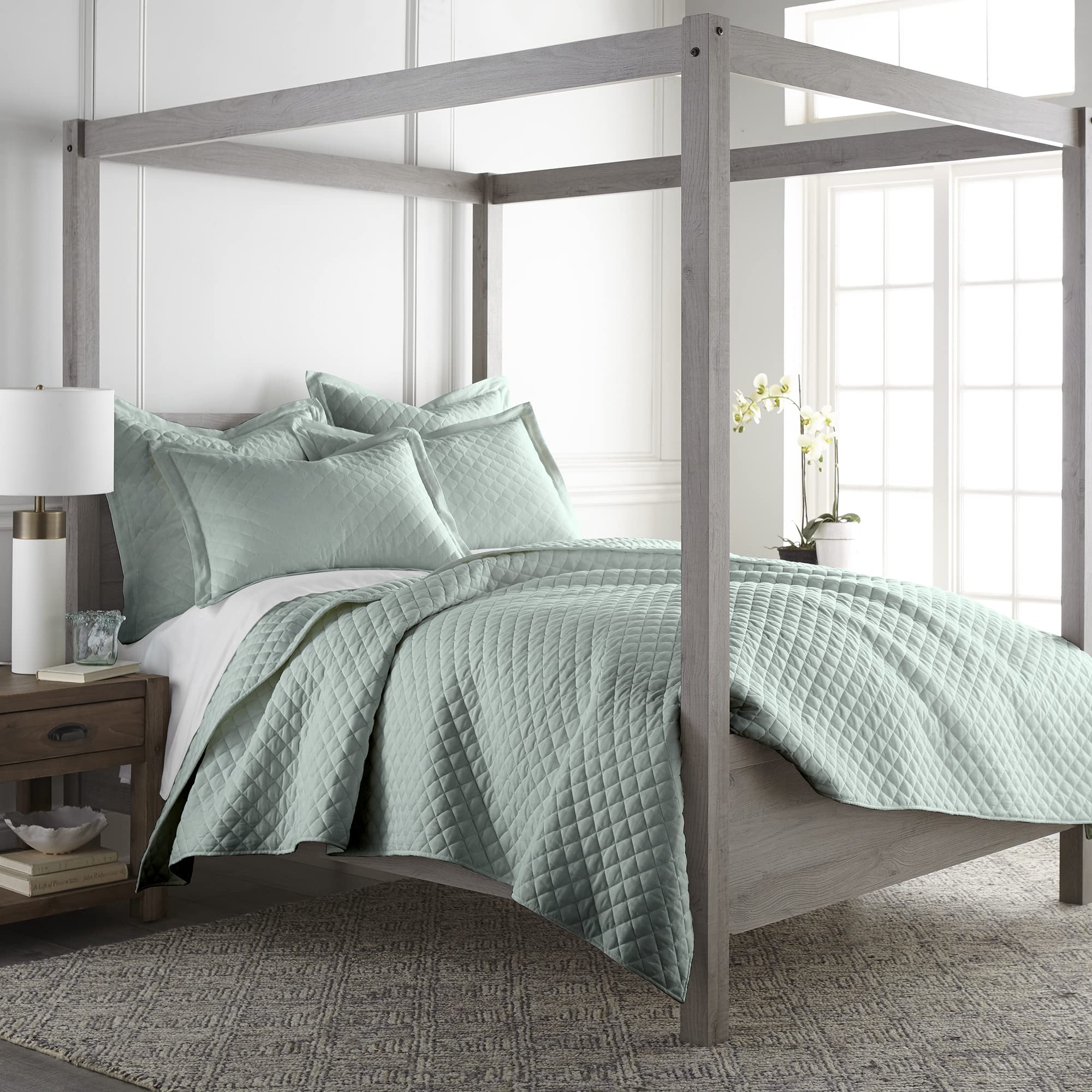 Levtex Home Austin Reversible Diamond Quilt Set - Full/Queen Size (88x92in) with 2 Standard Shams (20x26in) - Linen Cotton Blend Bedding - Spa Style Luxury Quilt for Master Bedroom & Guest Room Decor