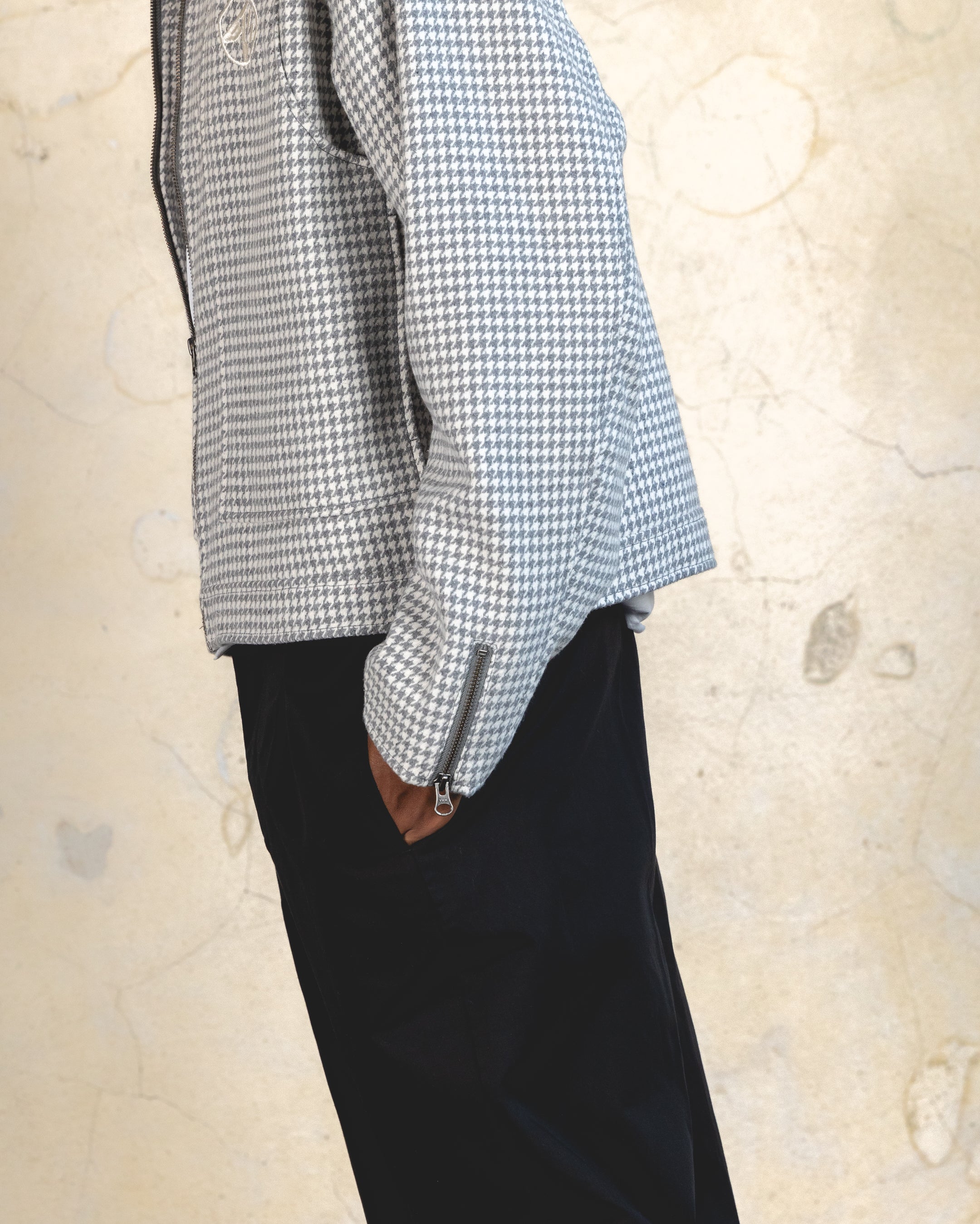 404 Studio Cropped Jacket Grey/White - Women's Fashion Streetwear Outerwear for Spring & Fall | Perfect for Casual Outings, Date Nights & Urban Style