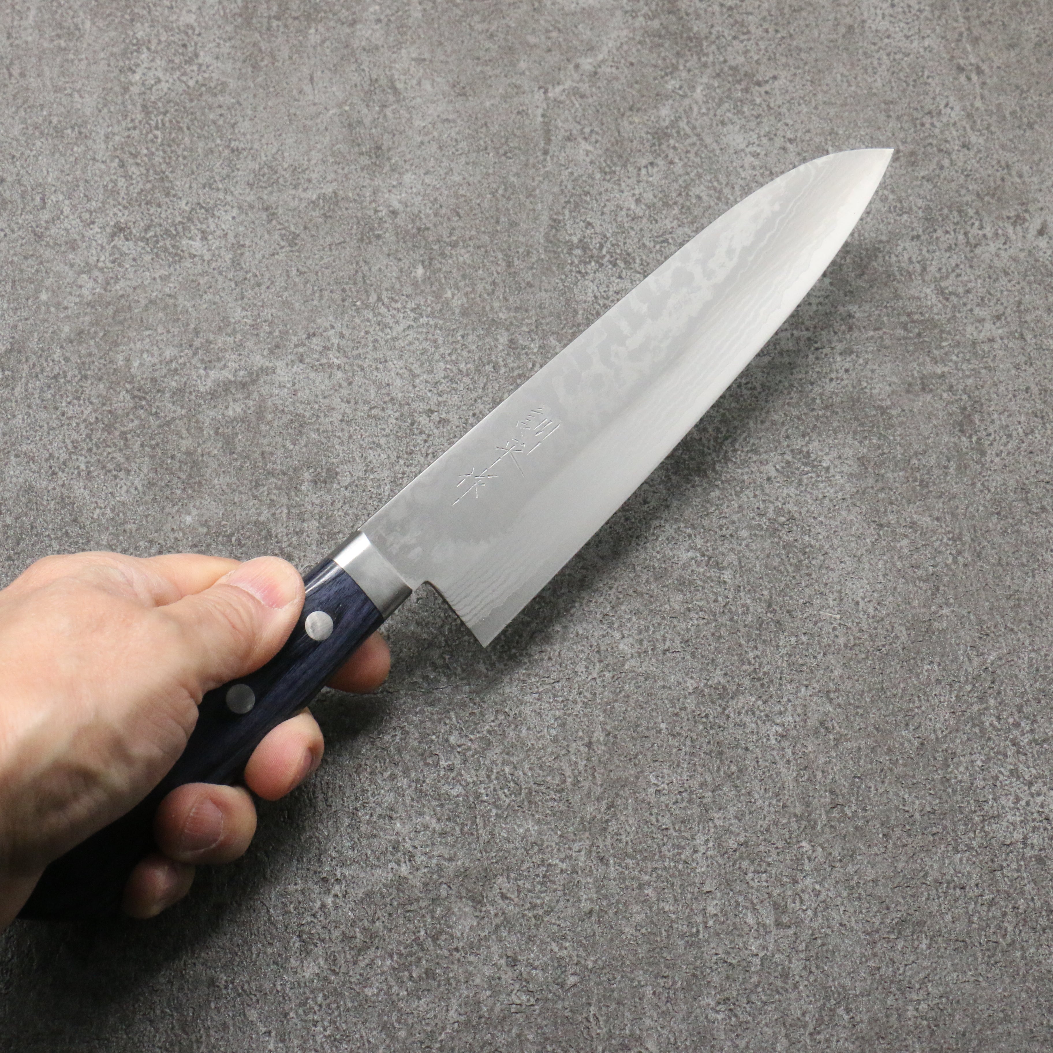 Kunihira Sairyu VG10 Damascus Gyuto Chef Knife 180mm - Japanese Kitchen Knife with Navy Blue Pakkawood Handle - Perfect for Sushi, Meat Cutting & Professional Cooking
