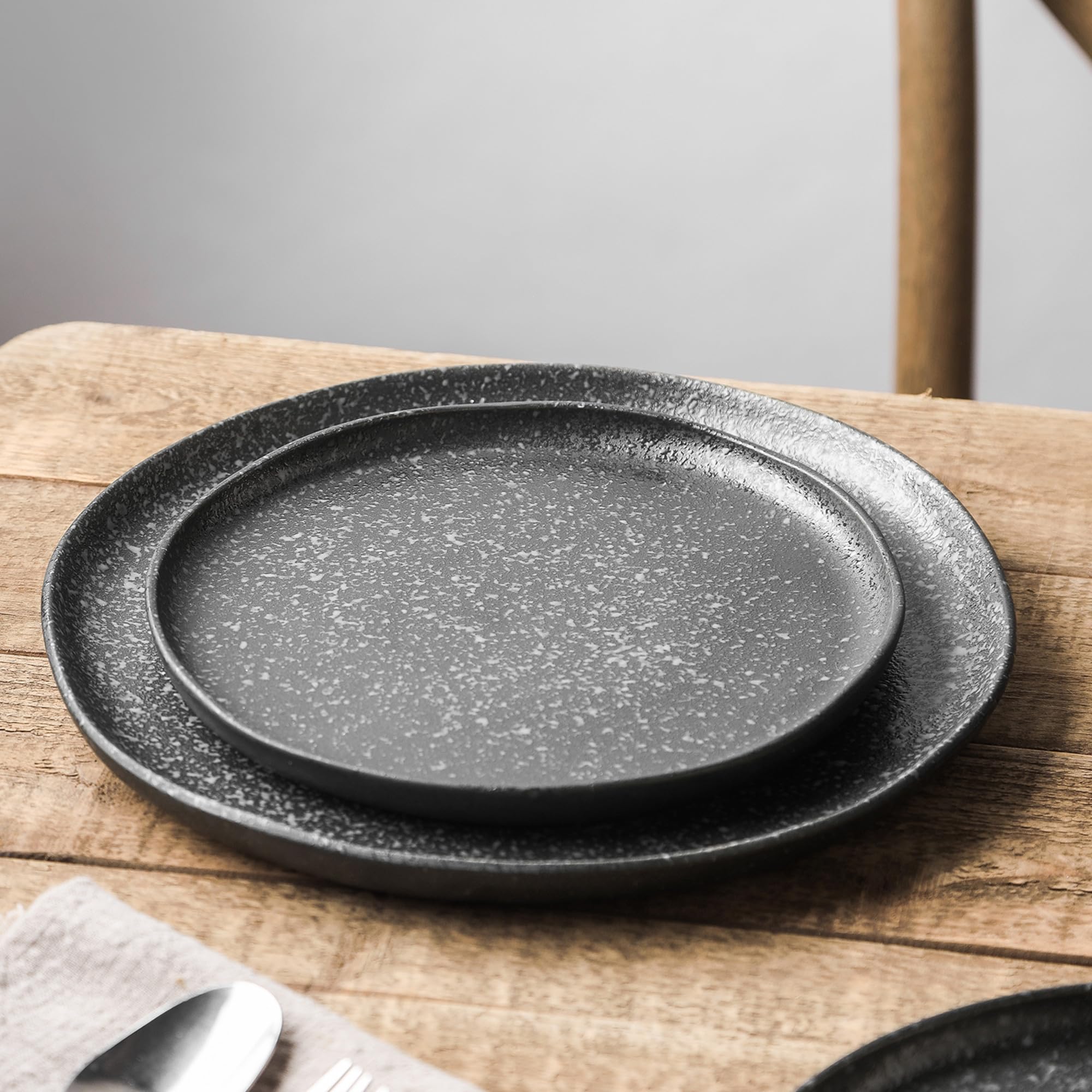 16-Piece Stoneware Dinnerware Set - Reactive Glaze Plates & Bowls for 4 - Microwave & Dishwasher Safe - Black & White - Perfect for Family Dinners, Entertaining Guests & Everyday Use