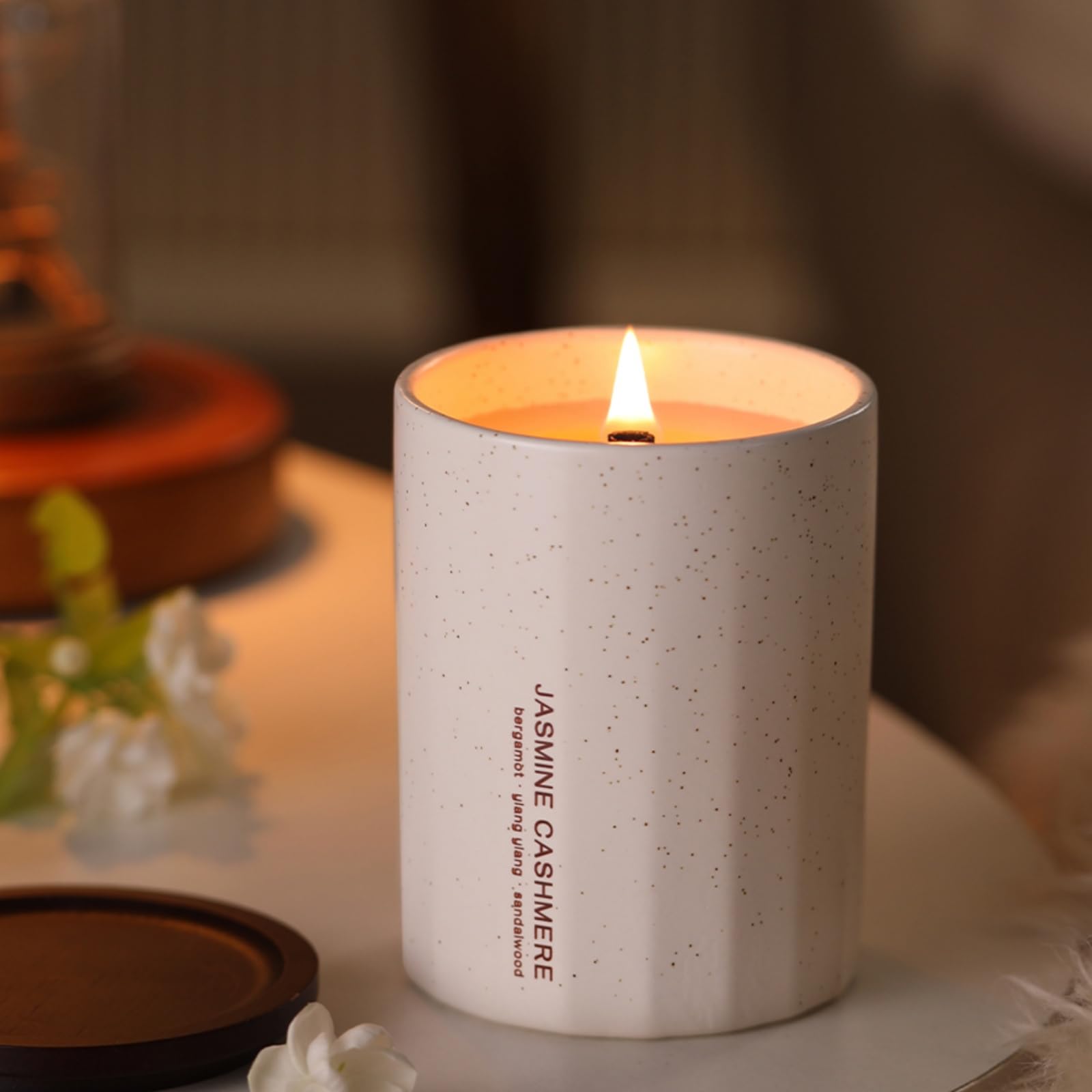 Dowan Beeswax Scented Candles with Wood Wick - Natural Sage & Peppermint Aromatherapy Candle, Non-Toxic Soy Wax for Relaxation - Ideal Housewarming Gift, Perfect for Yoga, Meditation & Home Spa