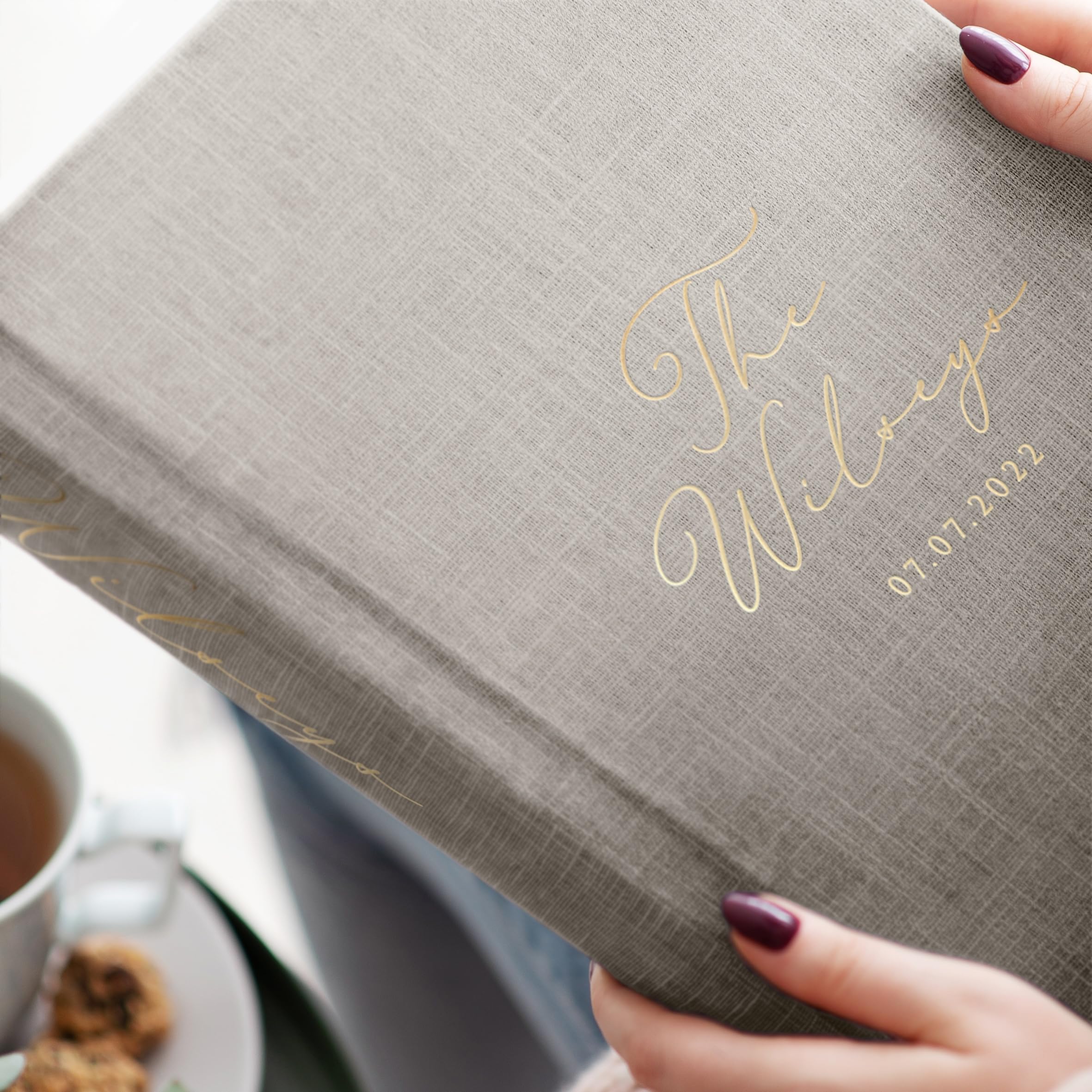 300-Pocket 4x6 Photo Album with Linen Cover - Wedding, Family & Travel Scrapbook for Preserving Memories | Perfect for Weddings, Anniversaries, Baby Showers and Home Decor