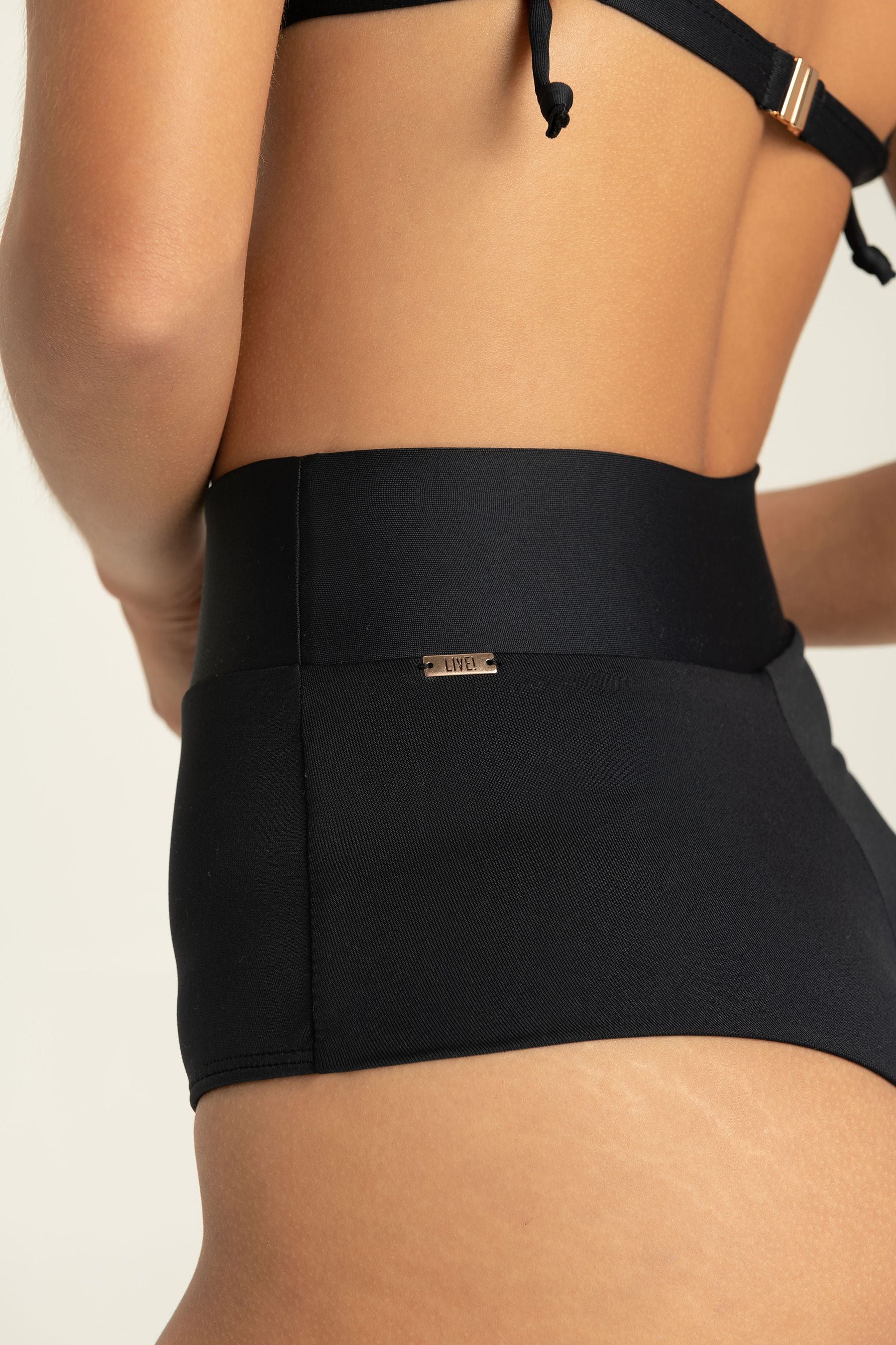 Slim Hot Pants for Women - High Waisted Yoga Shorts with Pockets - Perfect for Workouts, Running, and Lounge Wear