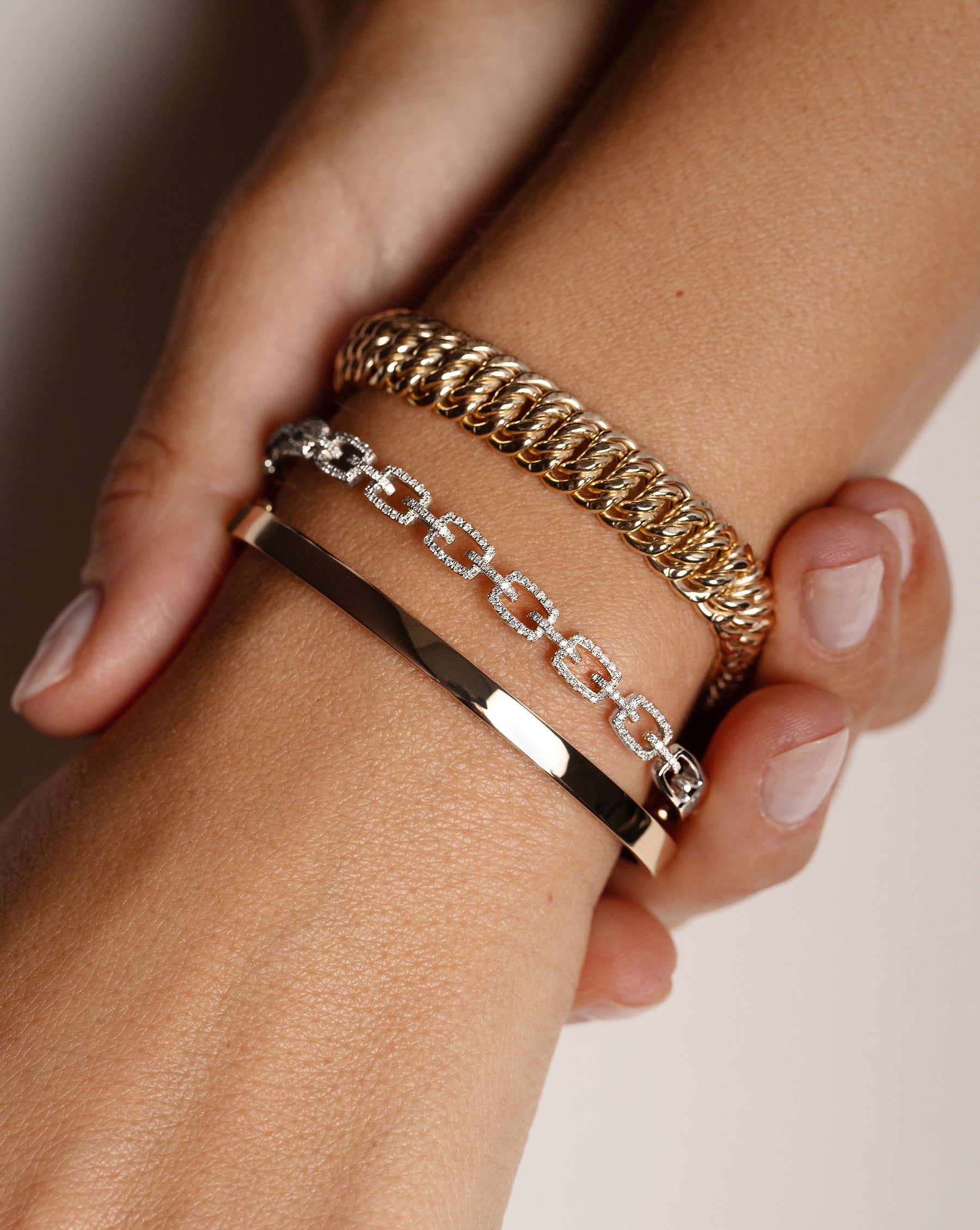 14K Gold Diamond Link Bangle Bracelet for Women - Elegant Tennis Bracelet for Everyday Wear & Special Occasions